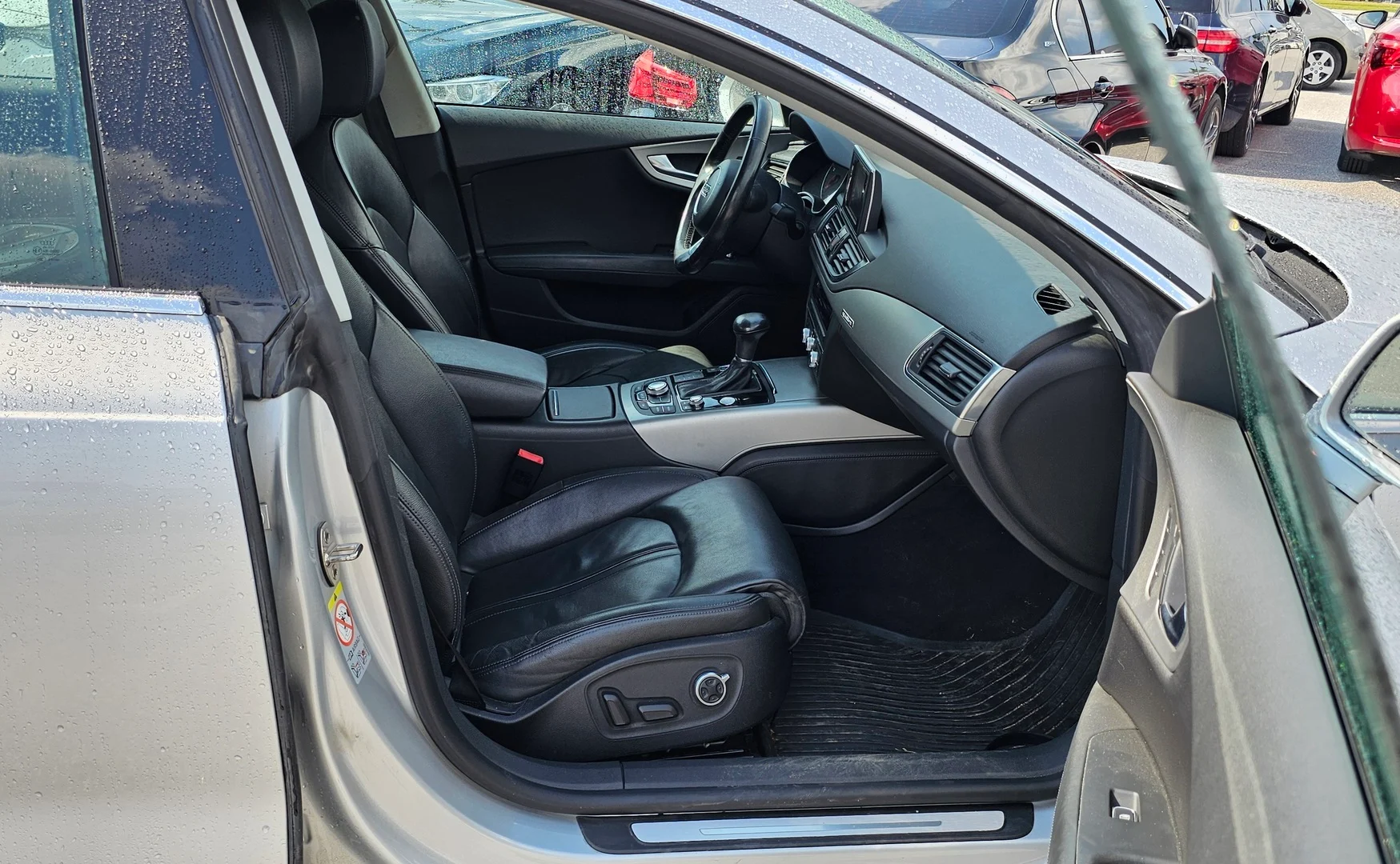 Car Image - 2zlbXemcAOhScu35xHdeEH