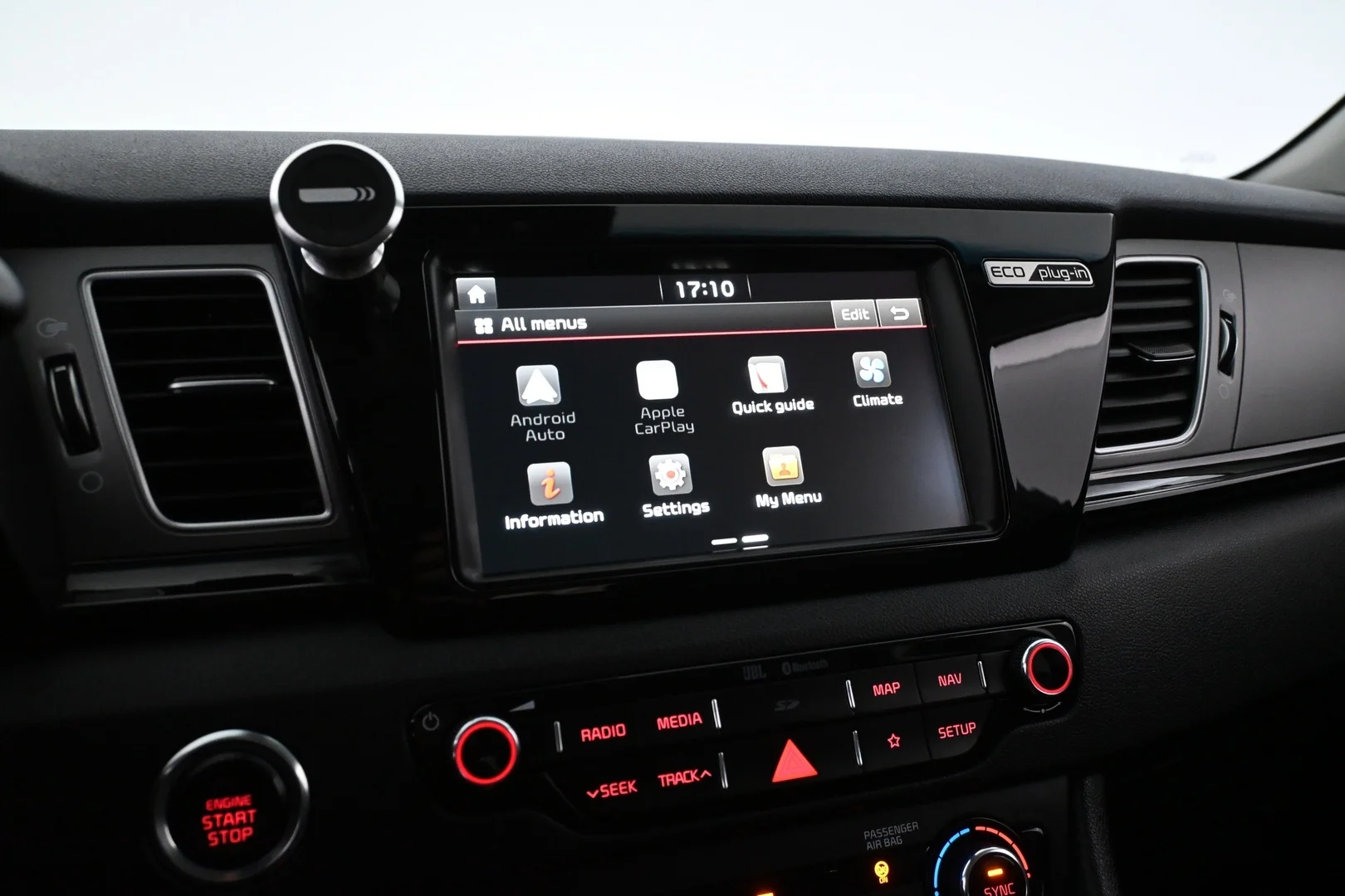 Car Image - 3fwiLBce1AzxJc2lB23Zar