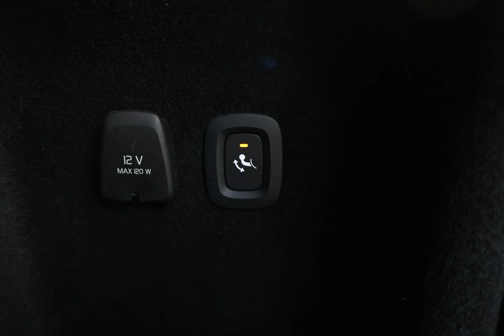 Car Image - 77r8kNA8hCe7REulslDRFe