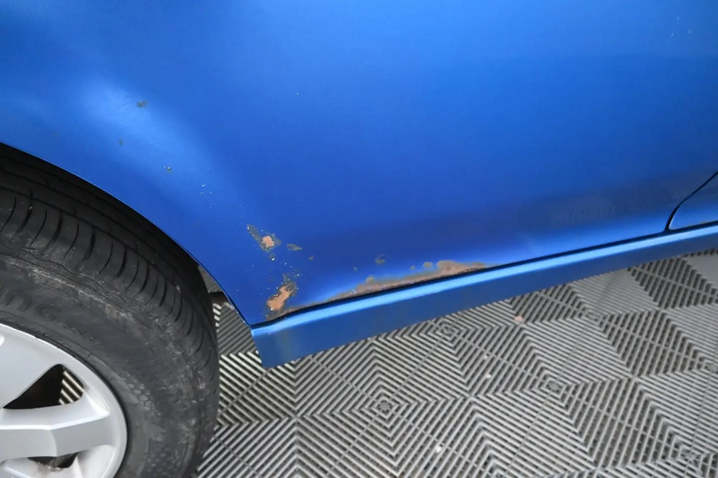 Car Image - yOz3wSoch5XVpoD4J0sPa