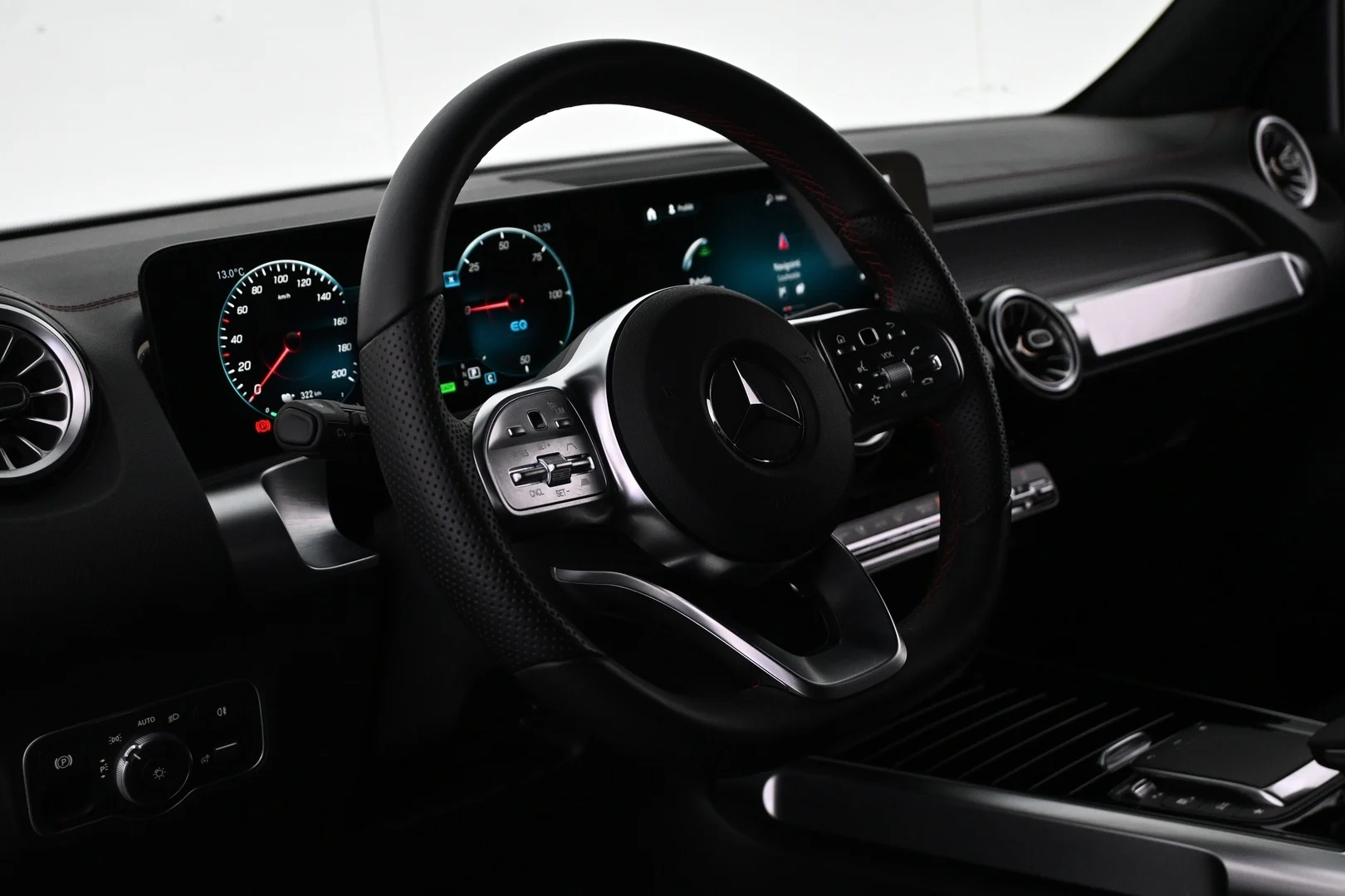 Car Image - 16hDUevv5ckY0itYuxXqwL