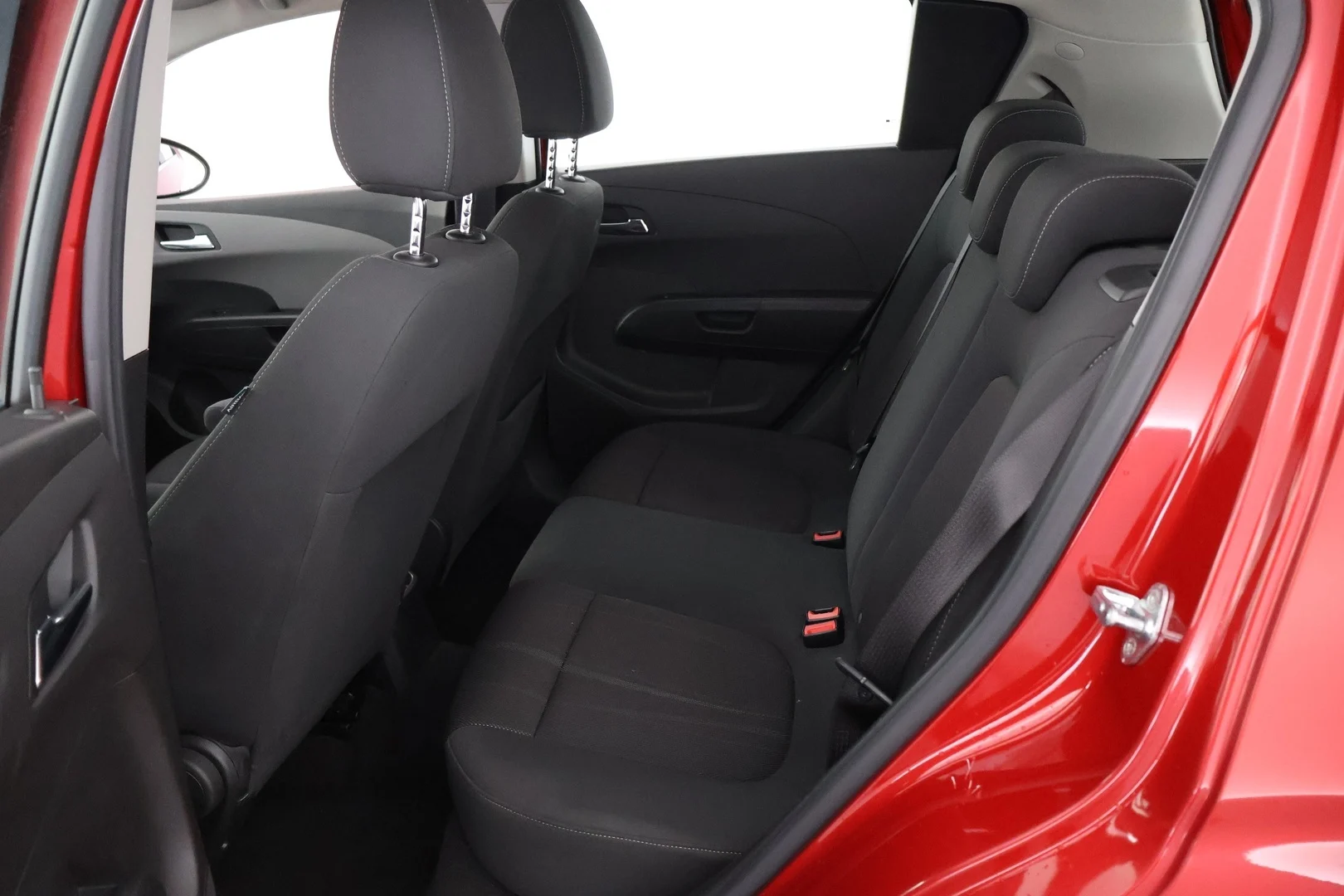 Car Image - VFlVBOvTwGPW4rTpNdj1x