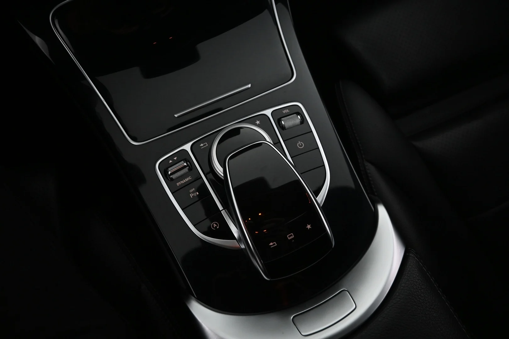 Car Image - 3sLk06tjJ4f1imHe6GzBog