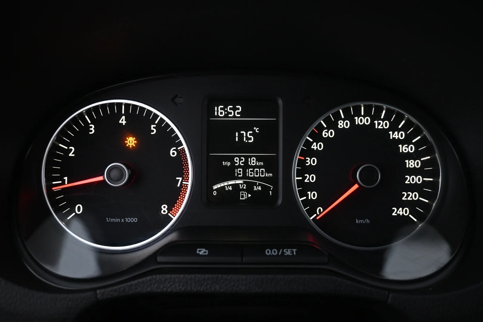 Car Image - 3KT0EO1L2zv3O4L0xestIf