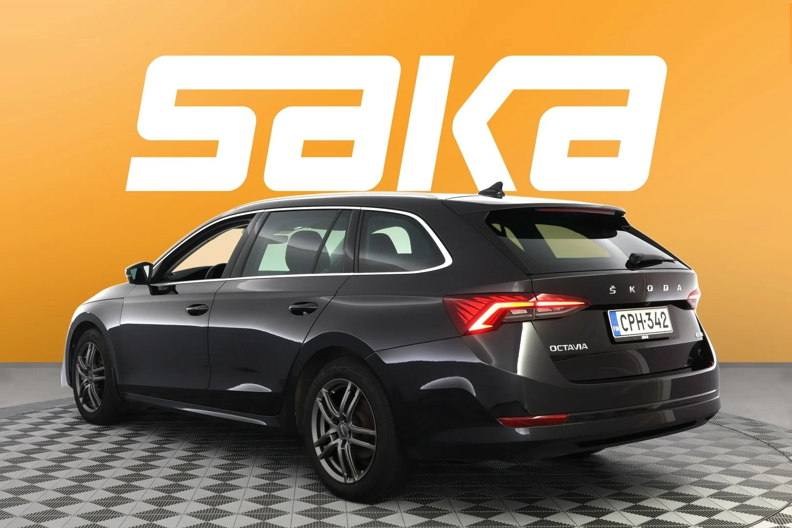 Car Image - 5whEvDPqajI7yJEuqdG7oI