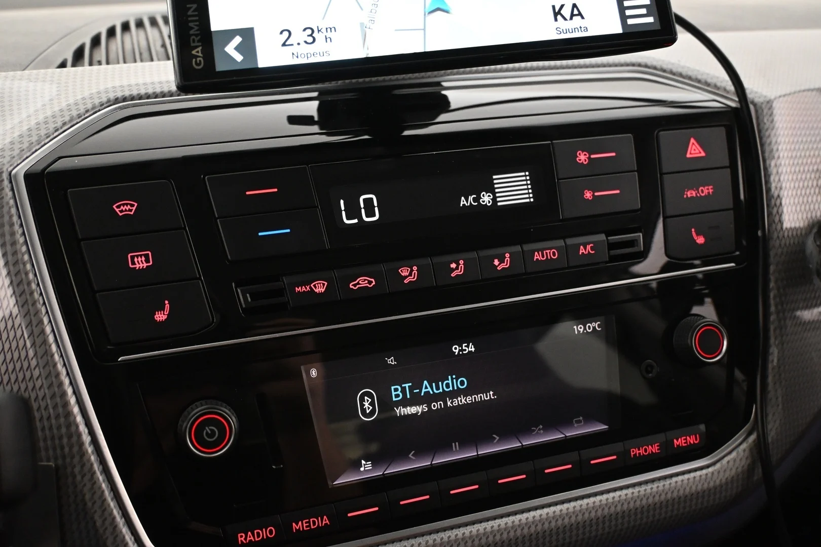 Car Image - OfzgmvkRvnDHUuvQbEclp