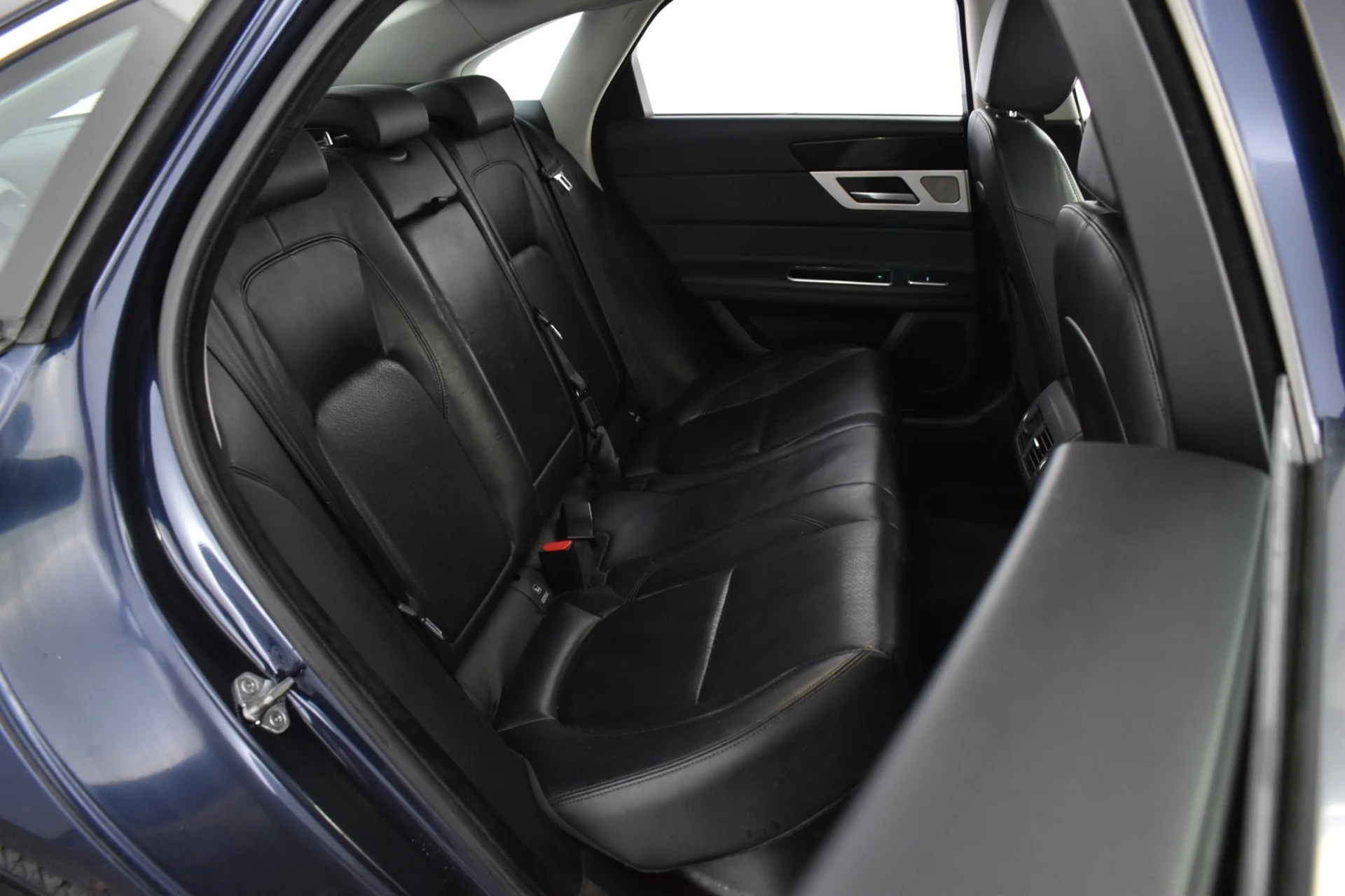 Car Image - 3a6rbsx4h9txQ0TbEV3xTG