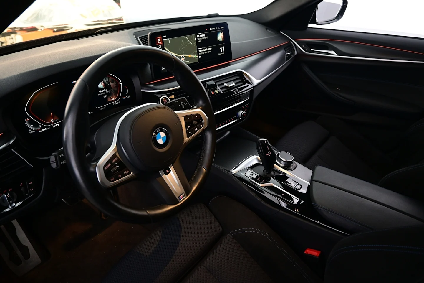 Car Image - 6JGXM3OPHrqw0i6Gvv4jfS