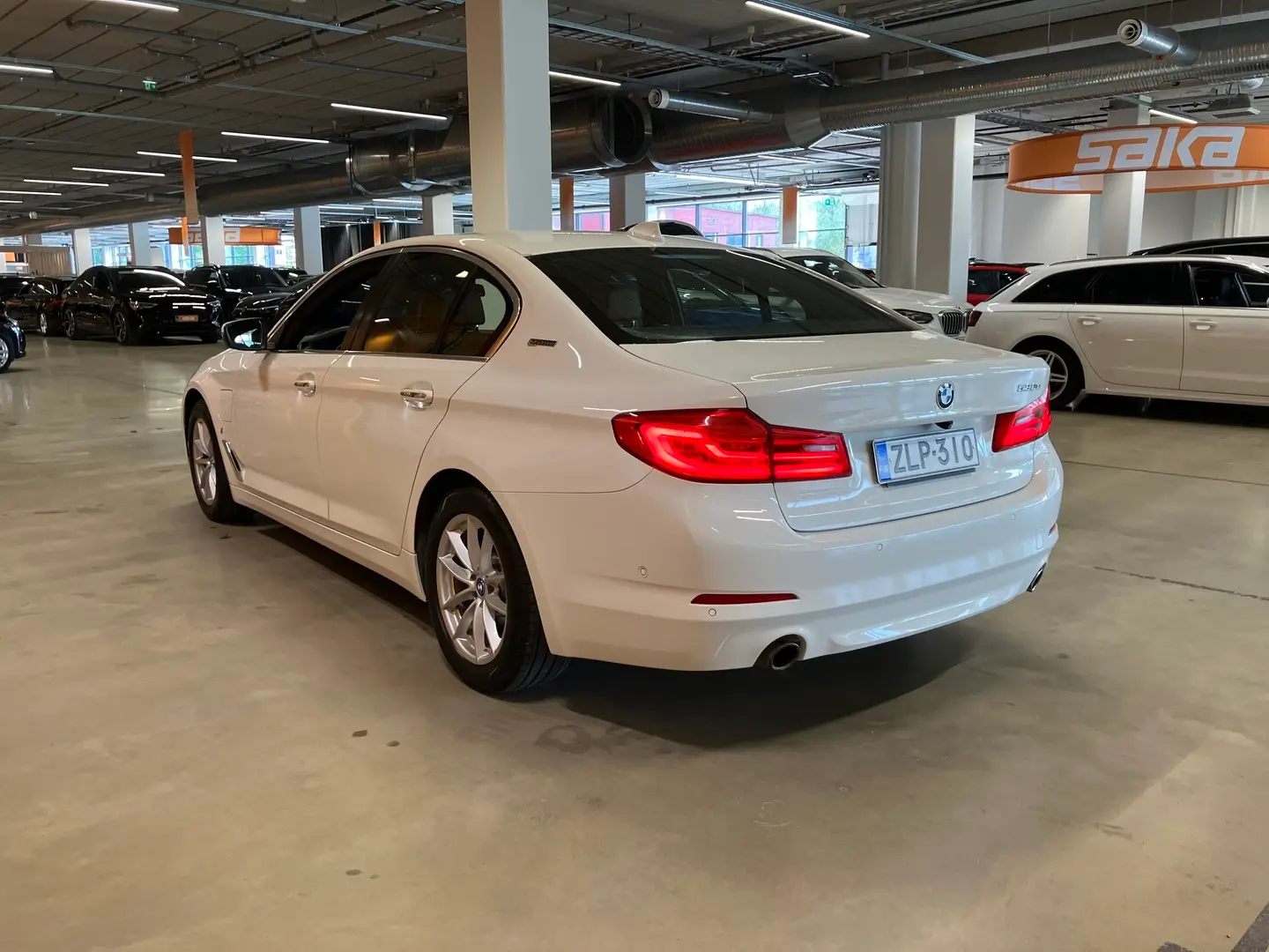 Car Image - 6zjOYggbvM9JO1jflRU1oH