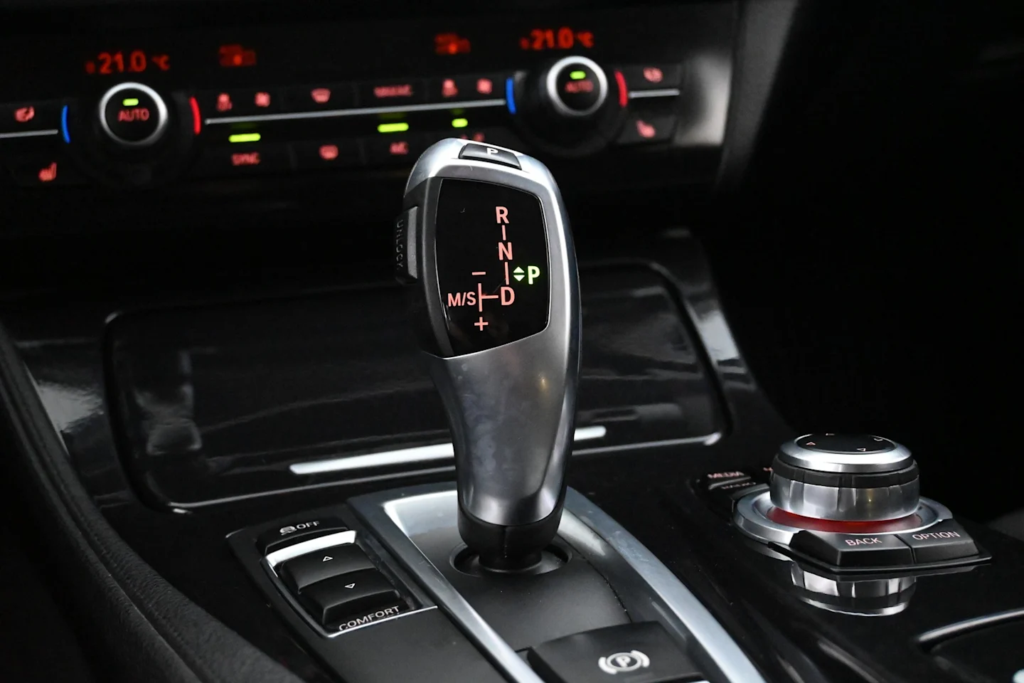 Car Image - 1u9MWJVRfTEb78Ipej3wOb