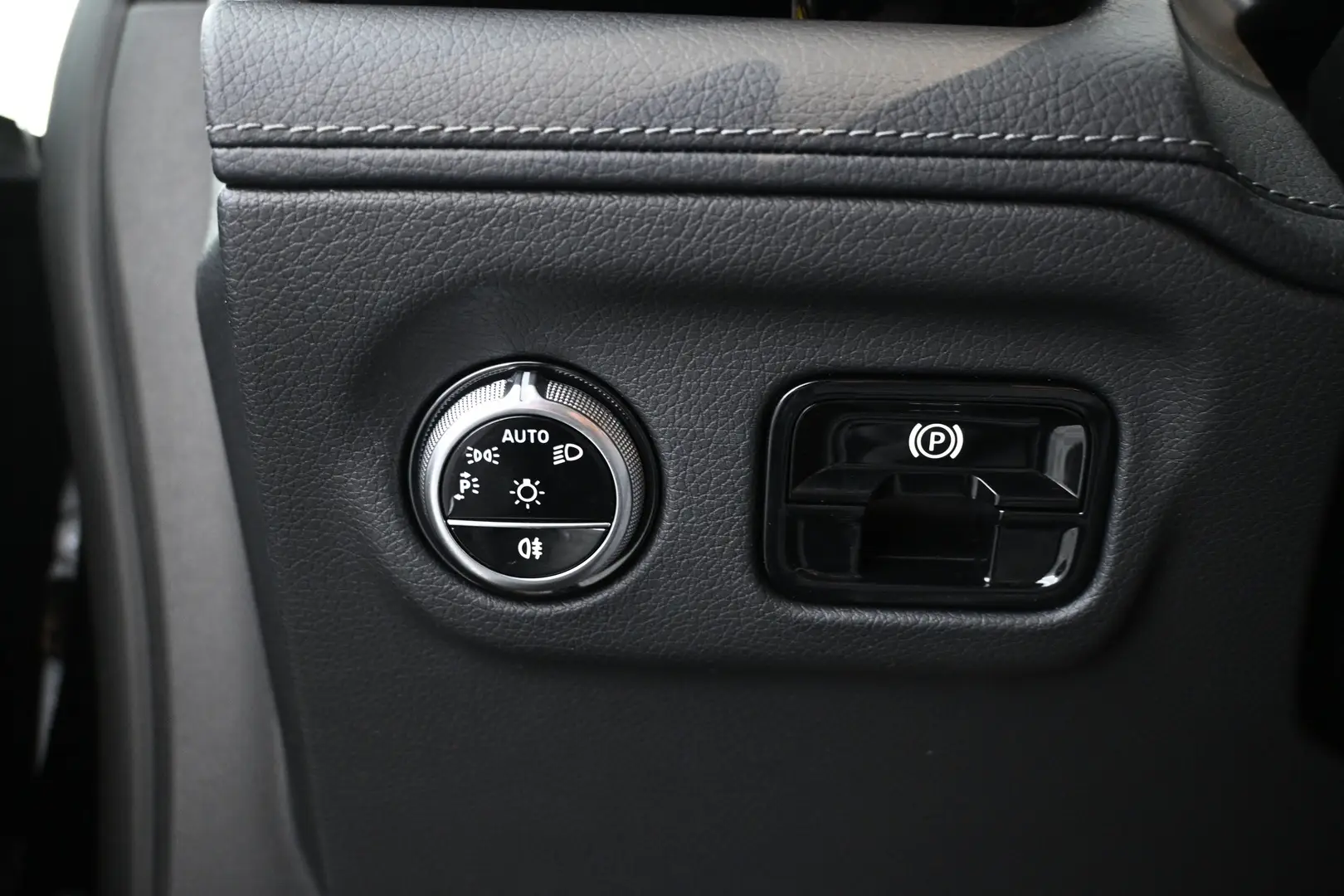 Car Image - 5gUq2CUMSE8M3YFnhYzw1O