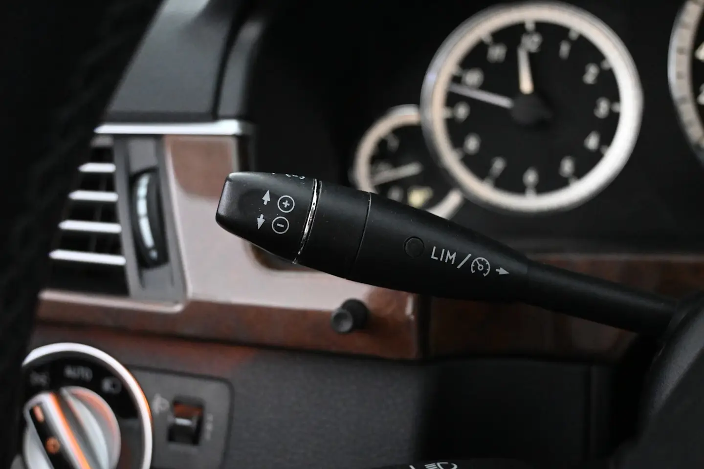 Car Image - 1AhBjVwjP2RETEc1IUsKB1