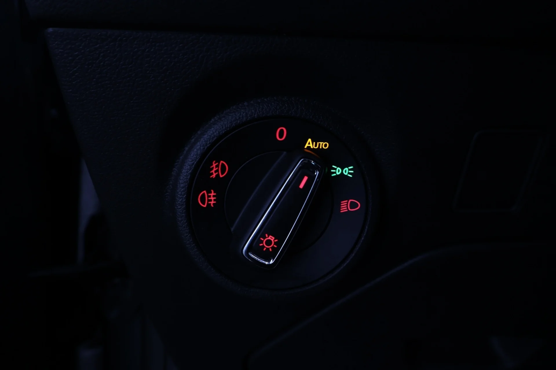 Car Image - 3QXMvNztwPxrMyxtFk8gdB