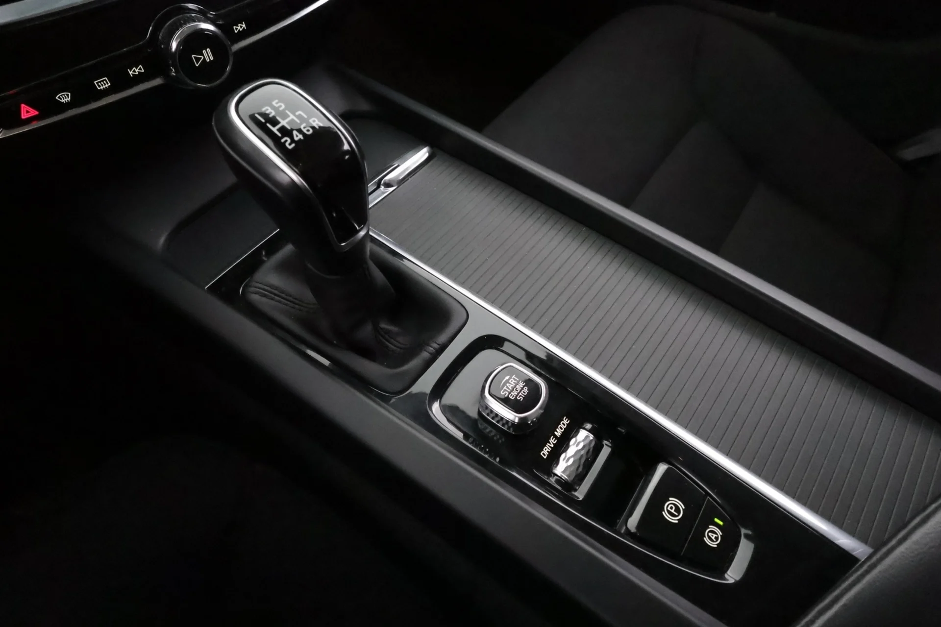 Car Image - 2oQnU4J5rh0TK5cJneX9qk