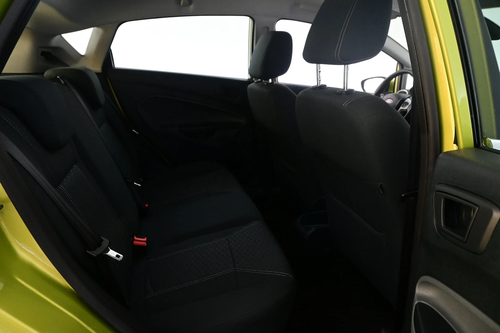 Car Image - 79Ezo0RwwGk69SOwyM8vBW
