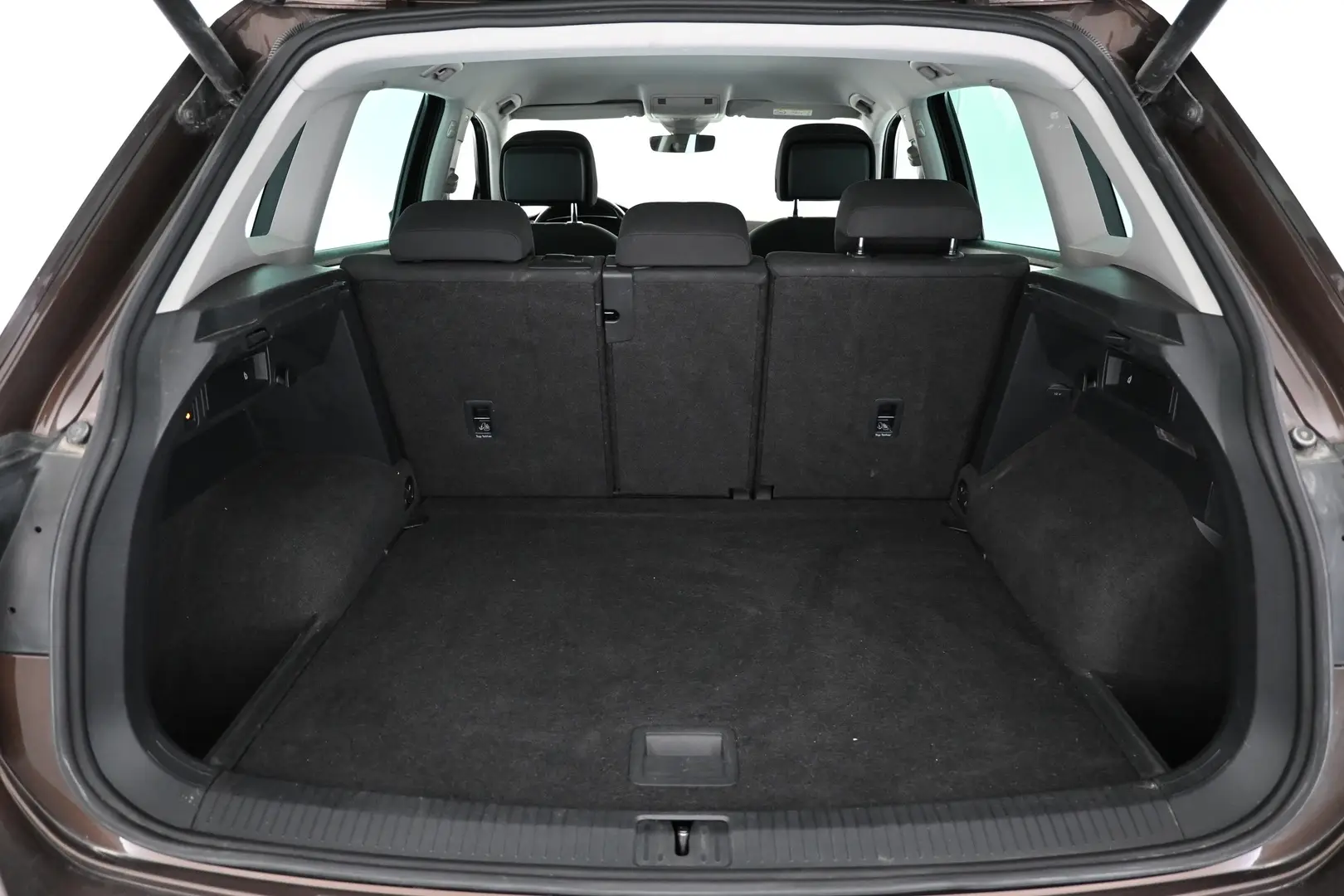 Car Image - 4tg7GynE4JI6tjpPiFnfpN