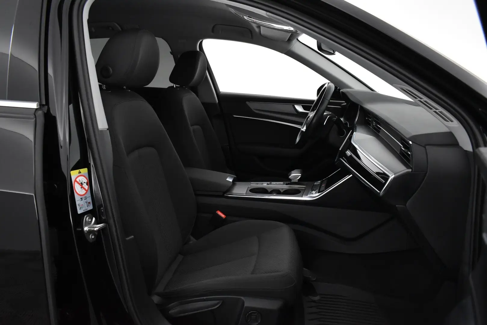 Car Image - 16rbipUf12MfZIzCqlGn4E