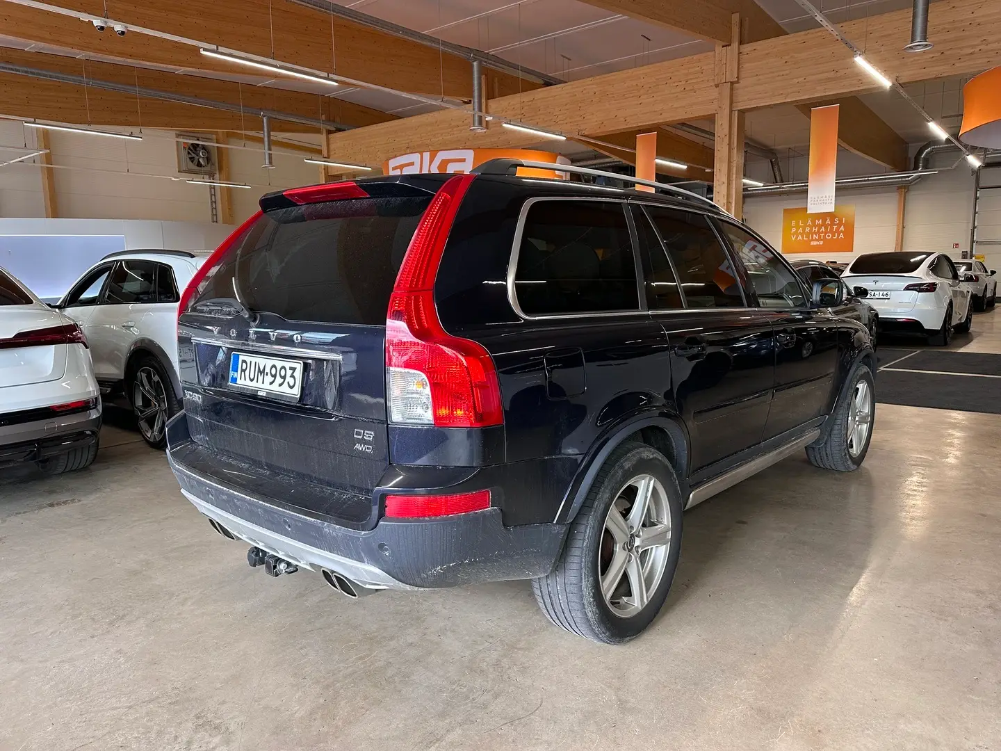 Car Image - 3eIdv3OabpQ7C5mkM10kE2