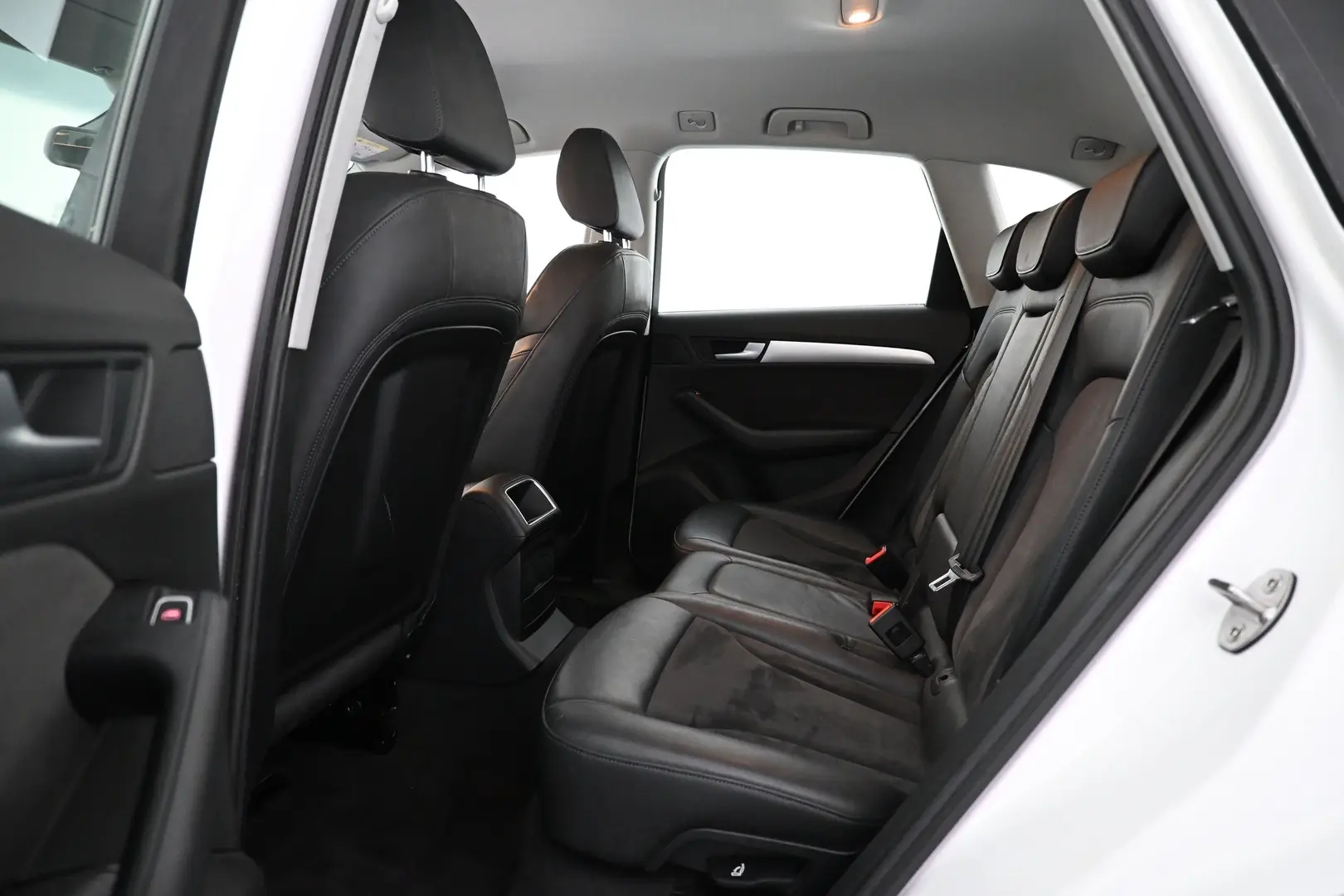 Car Image - 3LwP5Wsf7CfJWcg3Okjr4l