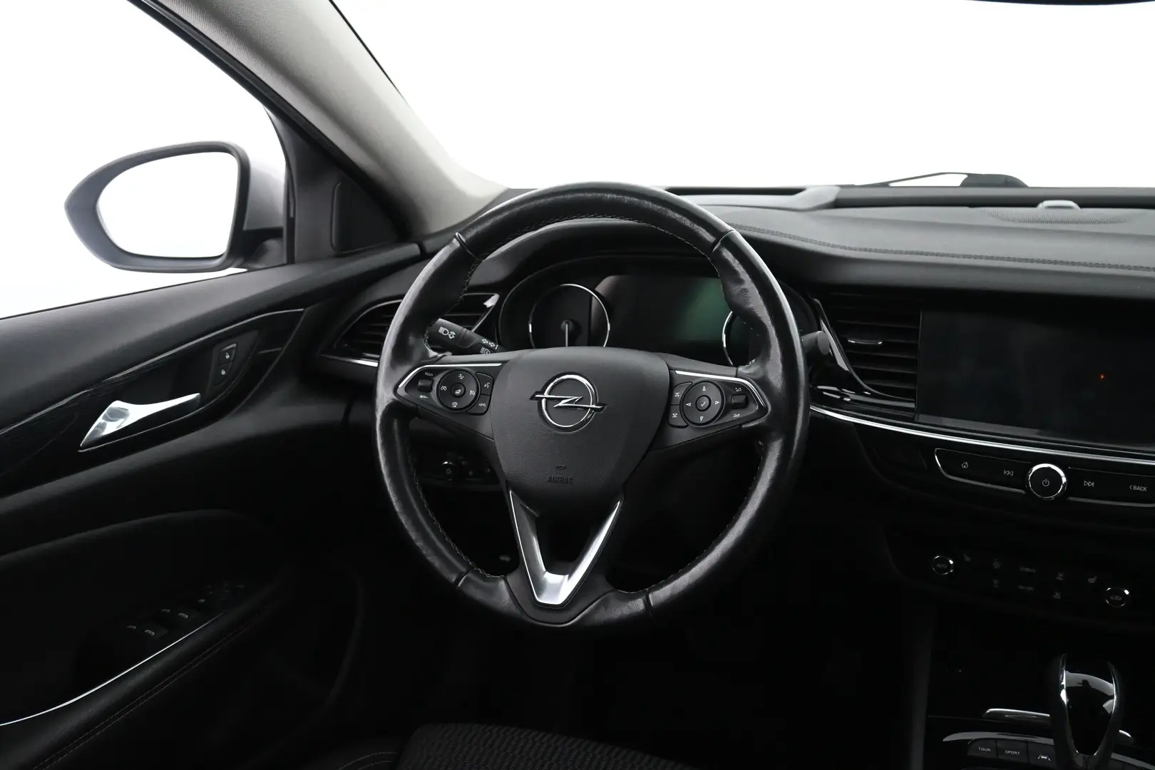 Car Image - XpRHYkZwL64DkTZc1rHvn