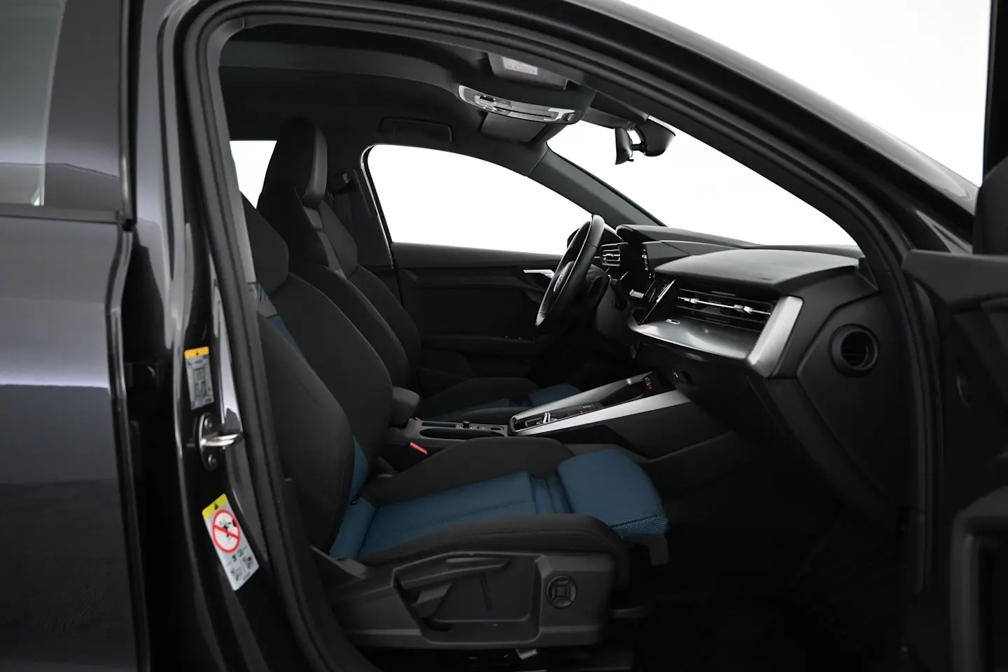 Car Image - 1rkIeOQdl3uz9ojET75RPy