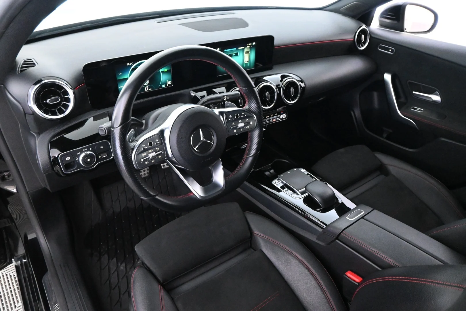 Car Image - 1yQUdH7C04u6ExTEyh1arX