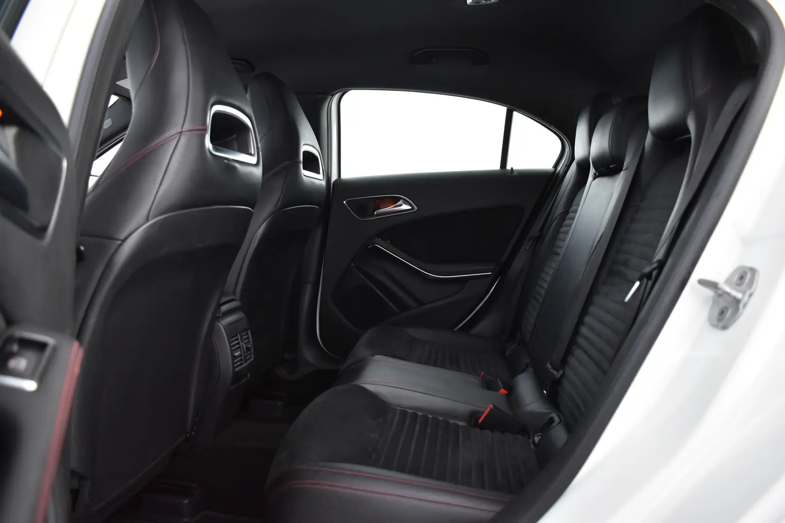 Car Image - 5mWBwxLvBokE5qA2UmRNis