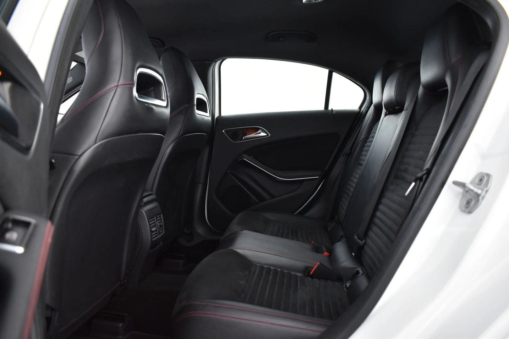 Car Image - 5mWBwxLvBokE5qA2UmRNis