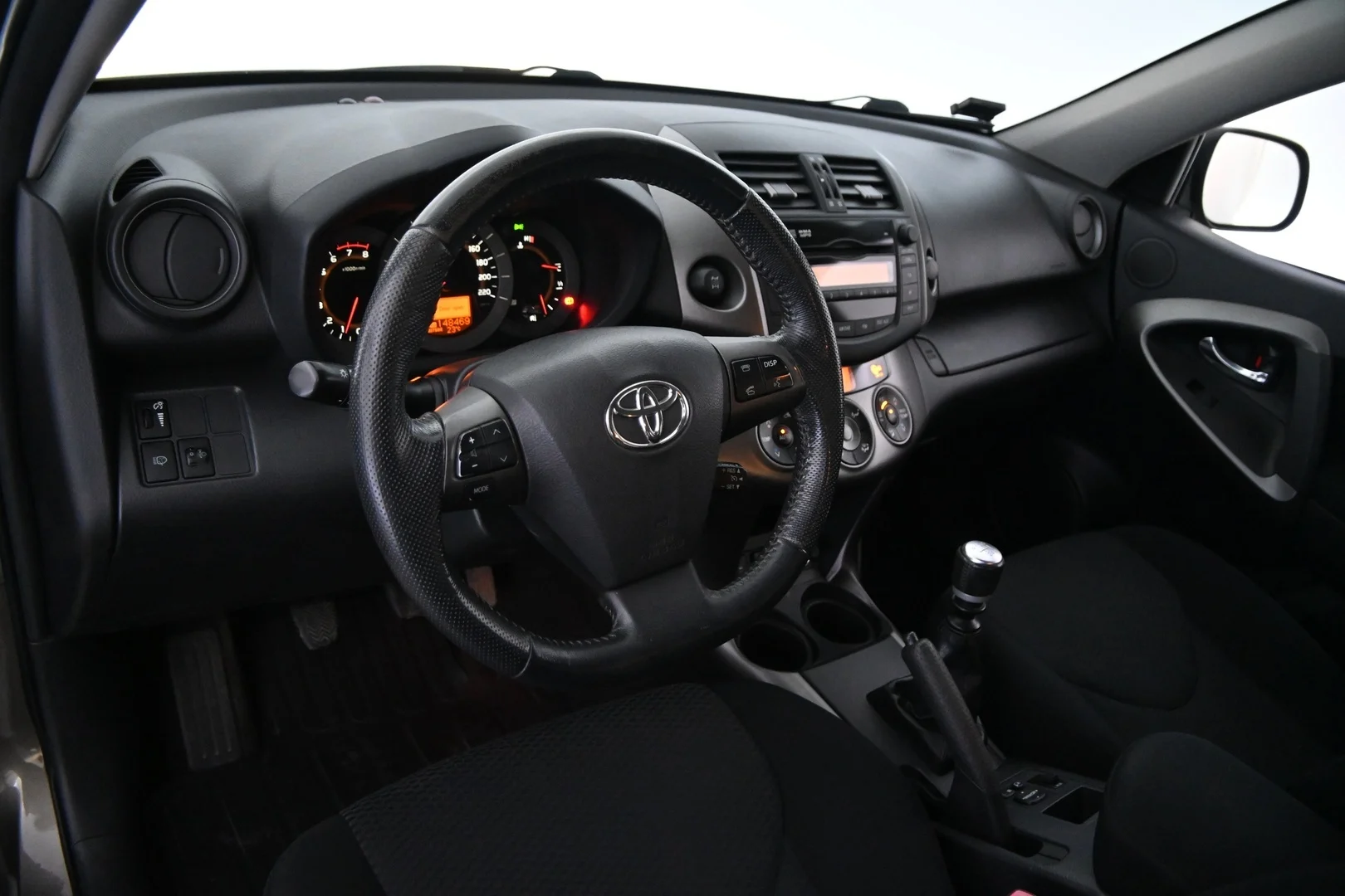 Car Image - 32qQUKVOhvz8EnAQeIFGQ5
