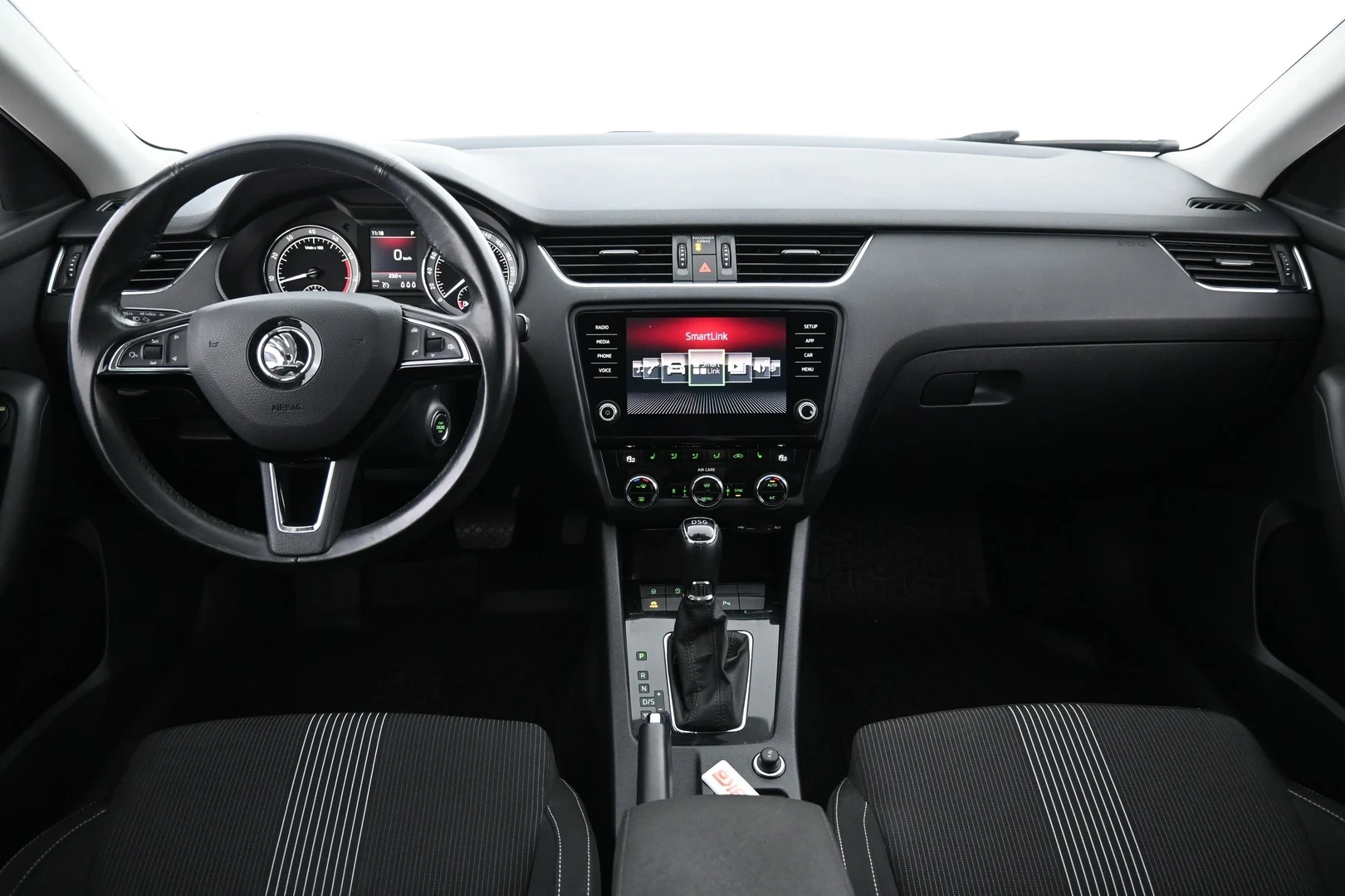 Car Image - 3ANJ5cLLxBcb9rQ5gM4xqF