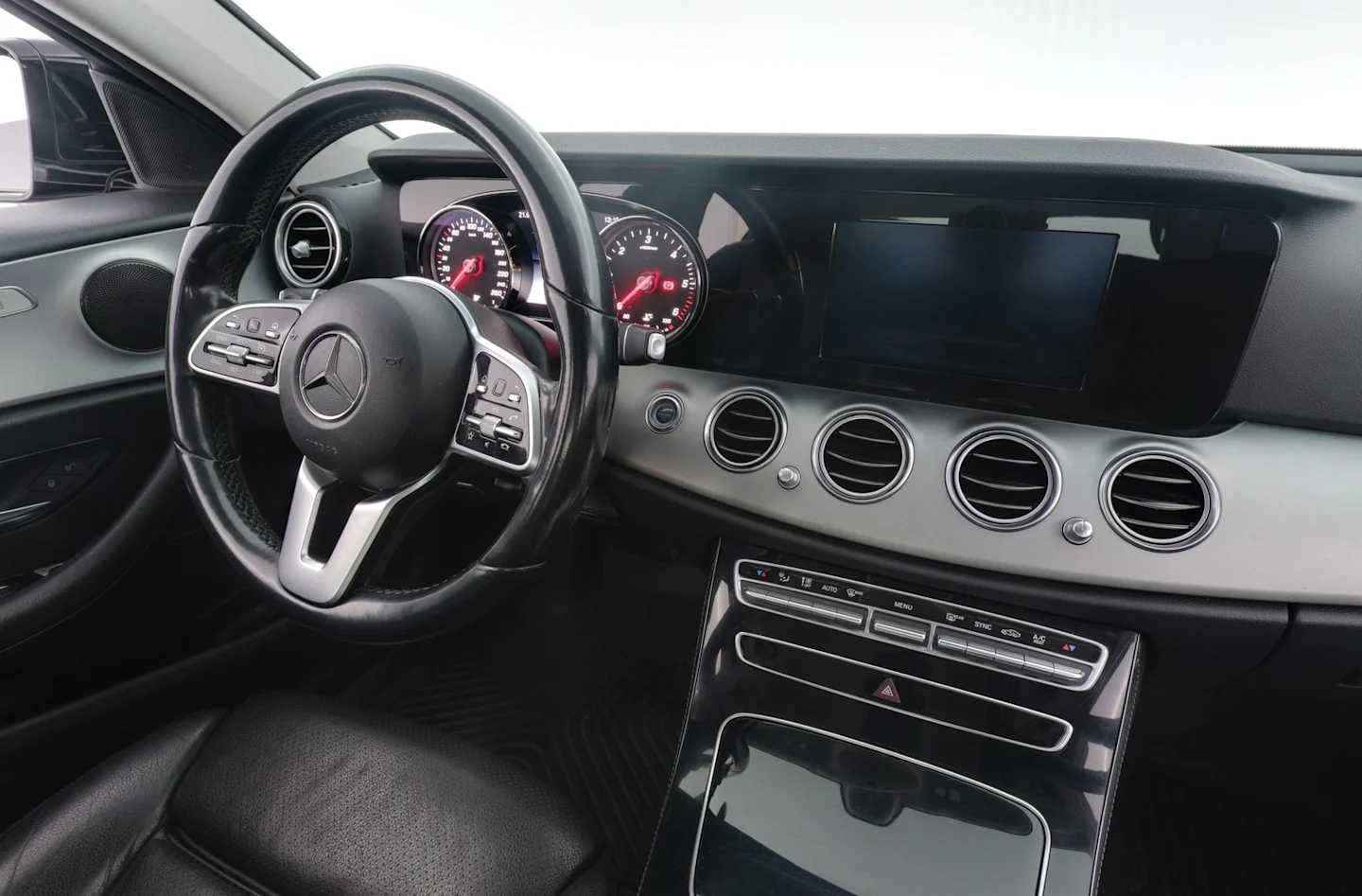 Car Image - 6S7HdpMqQaBxi0x1N3ZODT