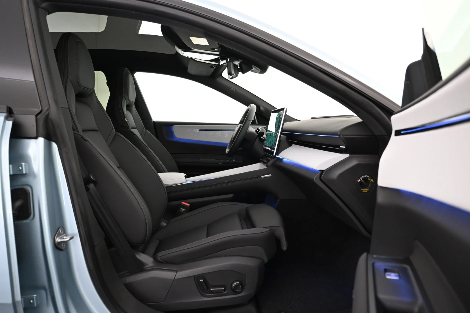 Car Image - 44w3gFvkTpjCM4g69a55rd