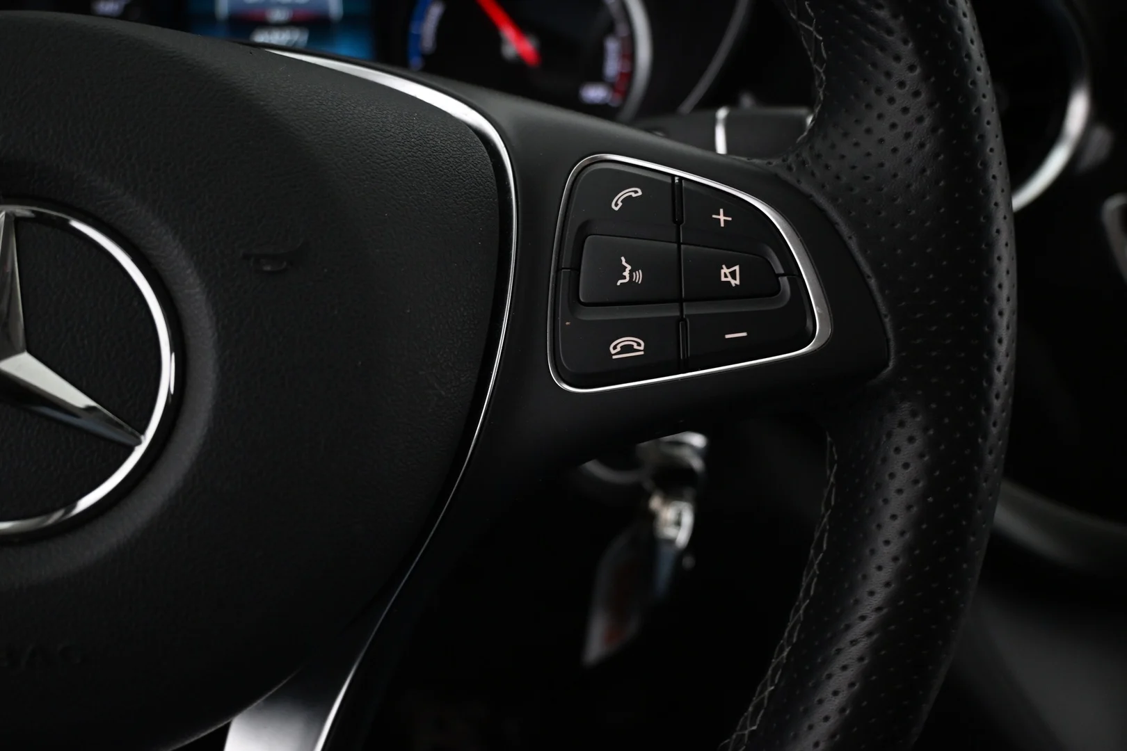 Car Image - 2wG2QD1PQkFrjMiN9UdJkV