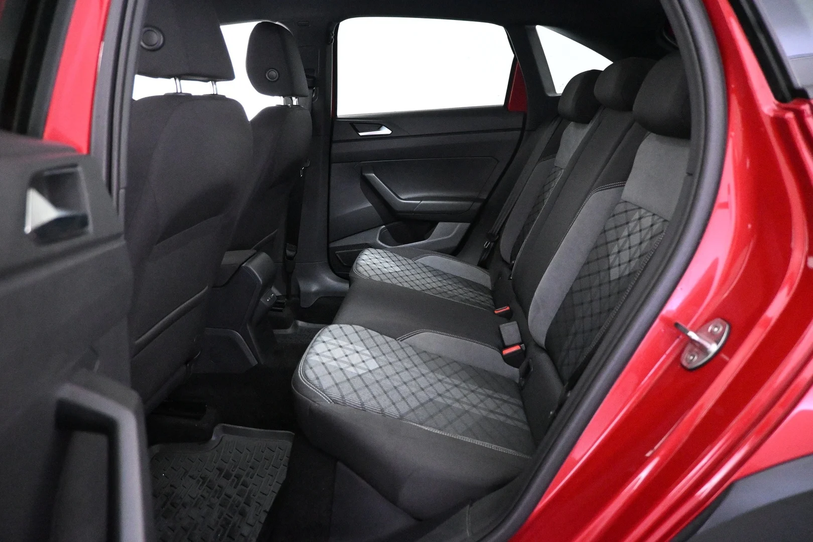 Car Image - 4FALLzlhWwW0b5fKQqDhXY