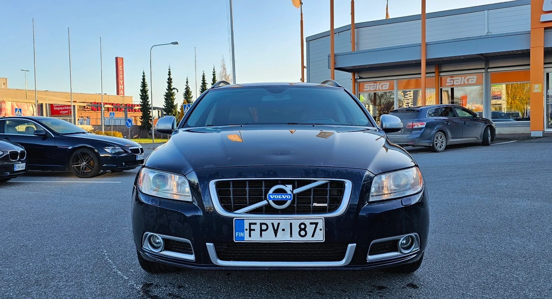 Car Image - Lnv1L5N1jWntU1ZrgqheR