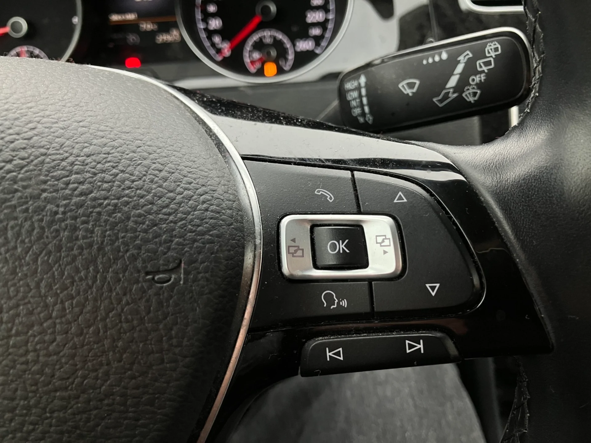 Car Image - 1zQ3LSIxieD1mDoS9FWxeV