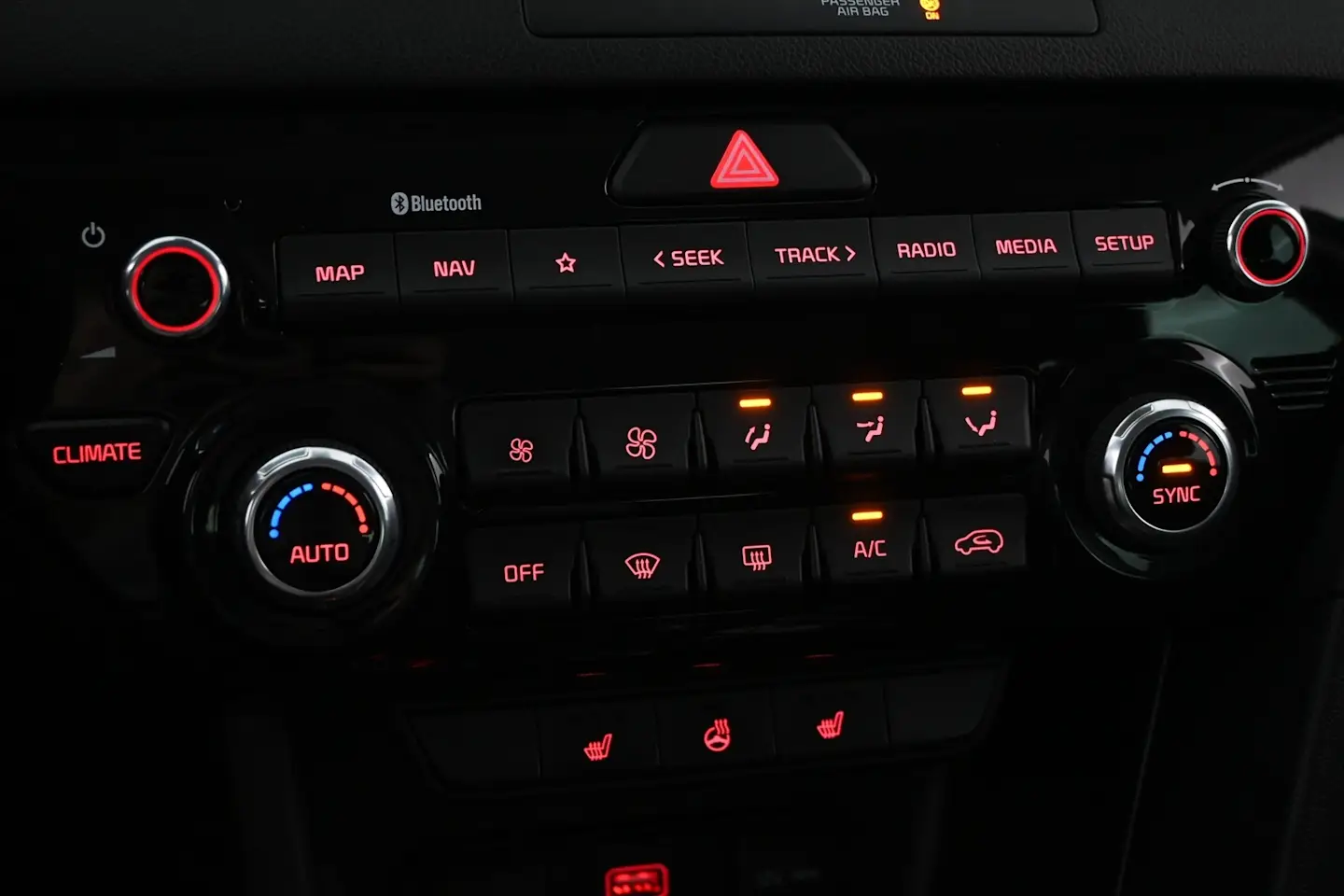 Car Image - 72h5j8HvHGhVrz05MinPKn