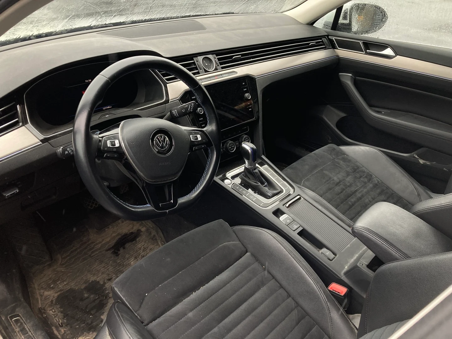 Car Image - 1o8sCdnmbrcMVy0y5wKjTi