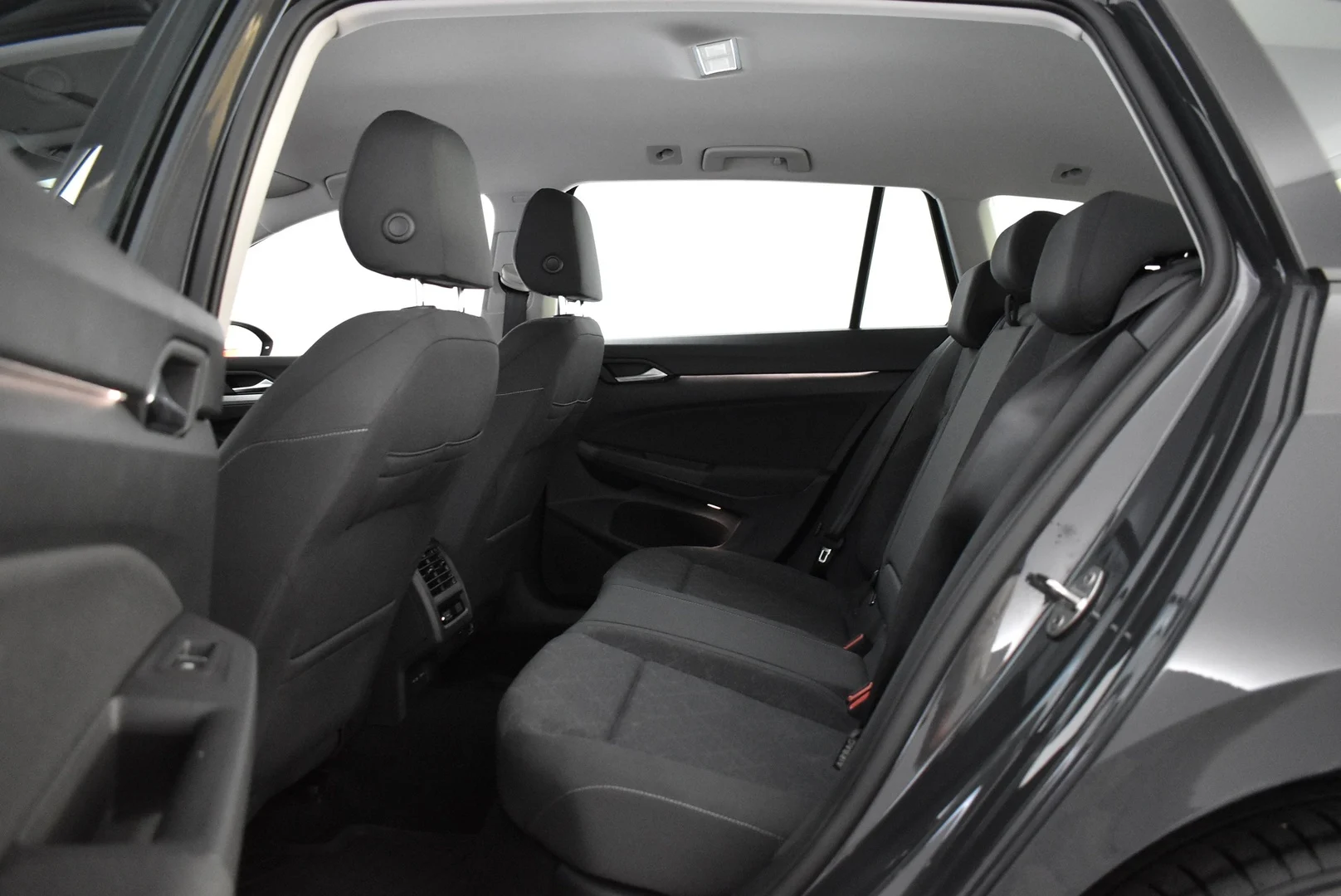 Car Image - fbnp2ioPQaIVCewCQe9zv
