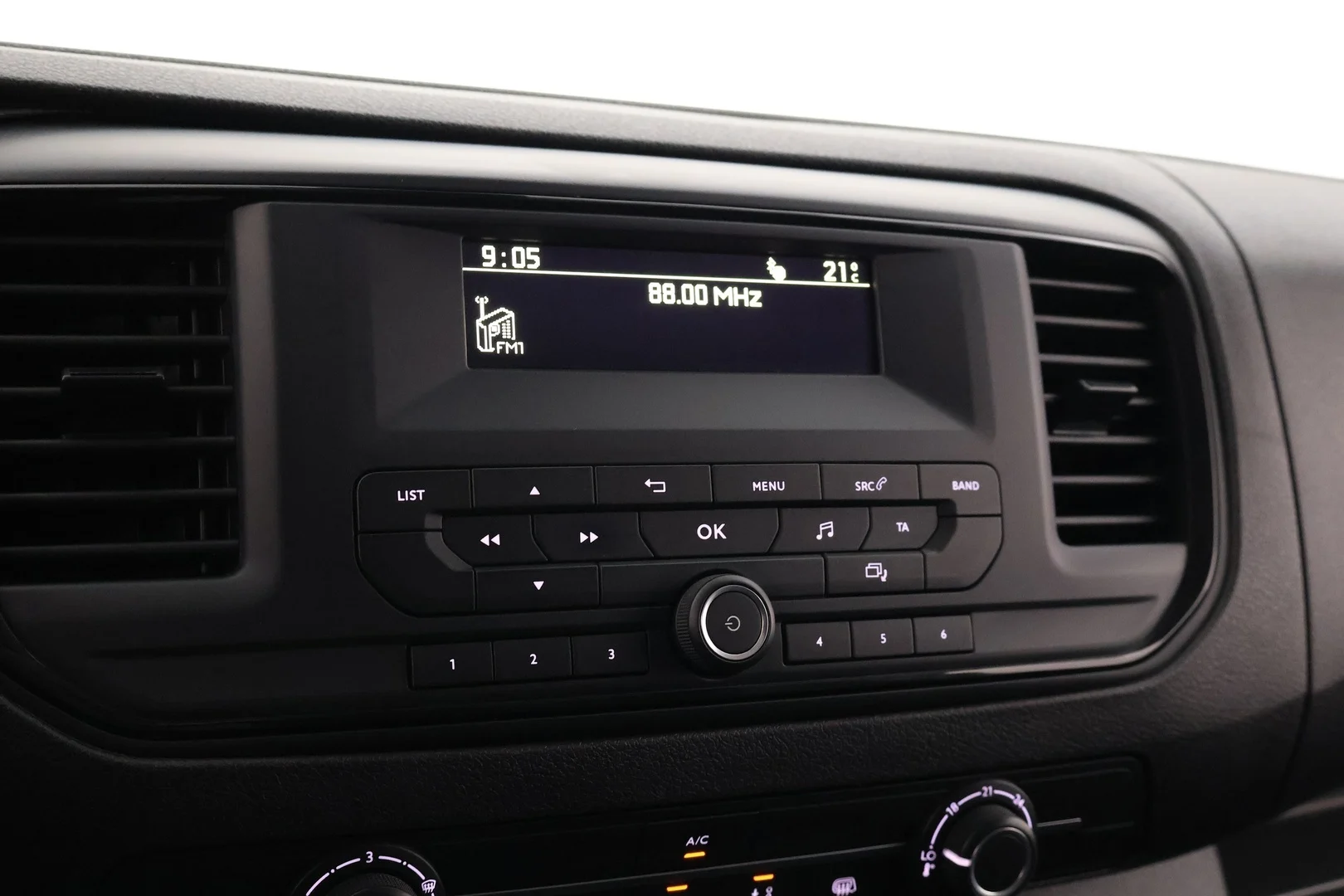 Car Image - liQJBSb5ch1MszkTW0sp0