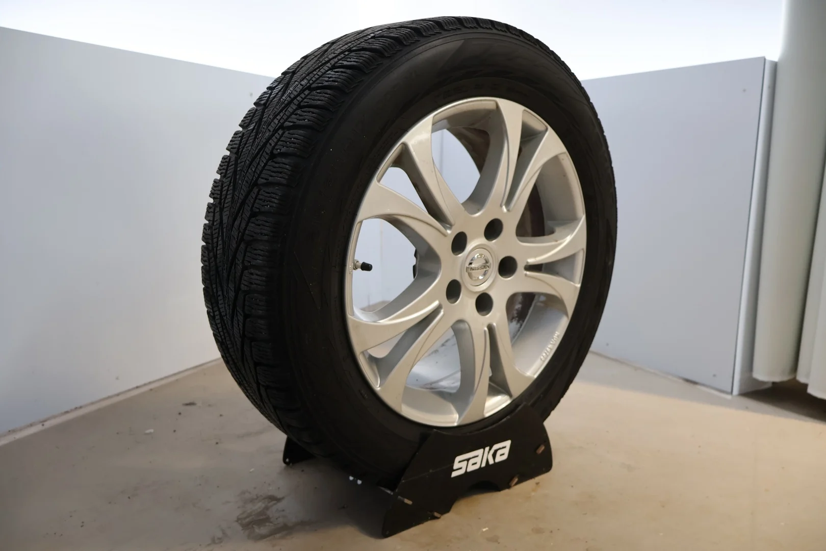 Car Image - 6xJfn85Gw1re9gQcIi4vHP