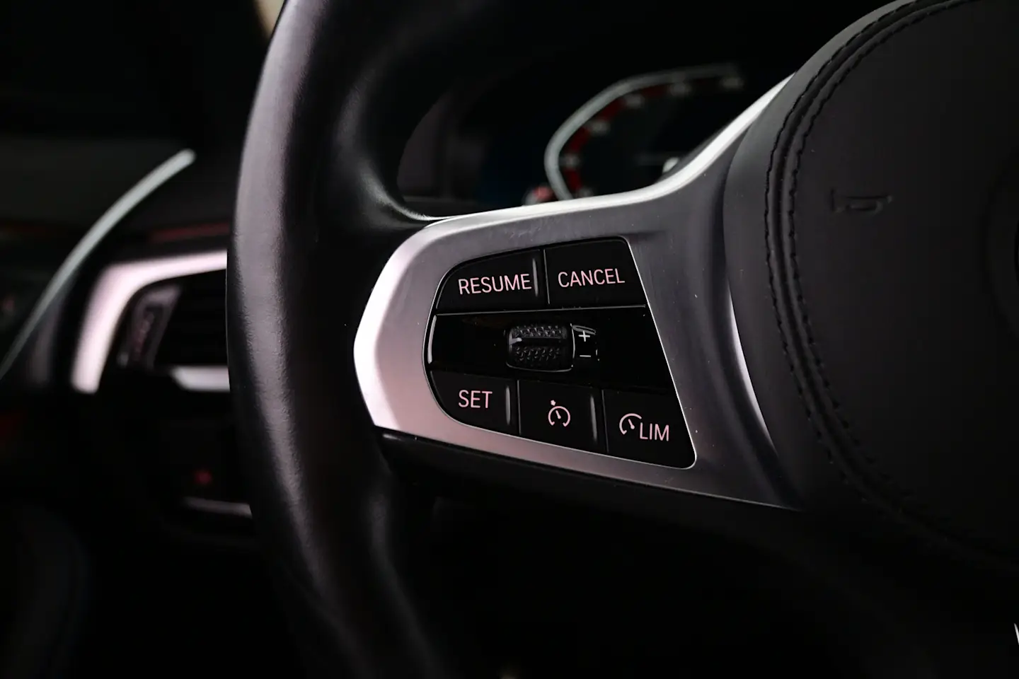 Car Image - 6JGXM3OPHrqw0i6Gvv4jfS