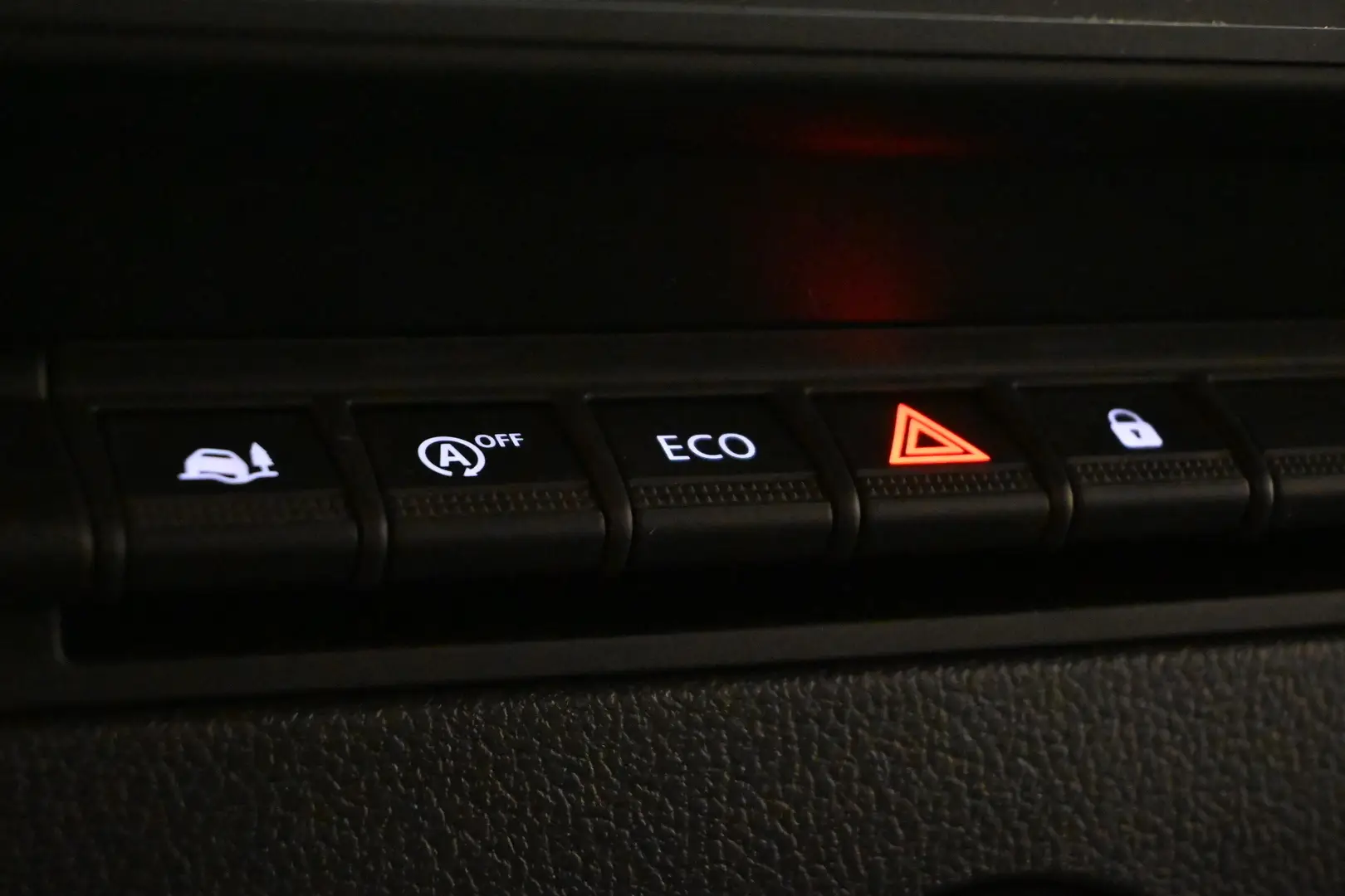 Car Image - 611UnYysxZAL6faQgQ3ple