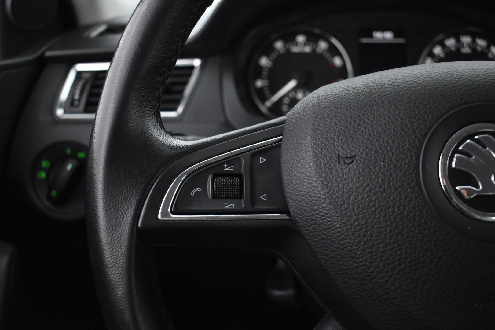 Car Image - 6KvEYadqqgDfPZWpphzTkA