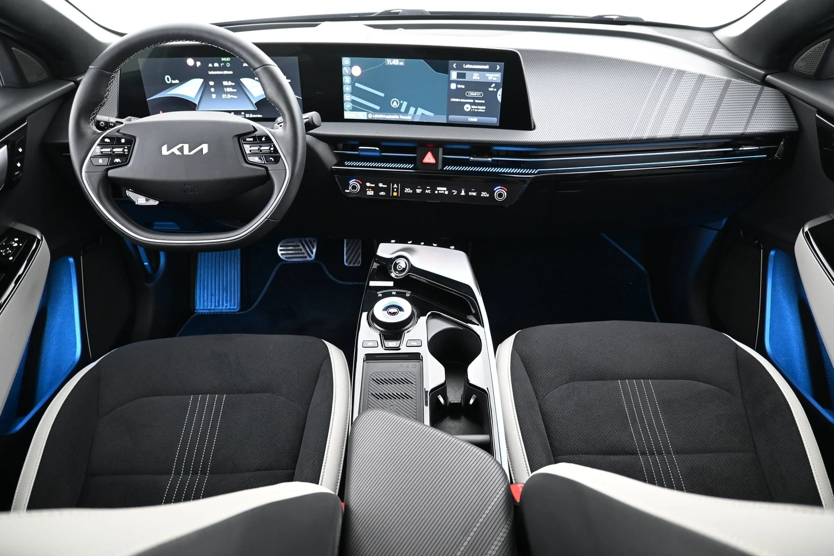 Car Image - 6mRfzHU6M9lTI6ry79XOQu