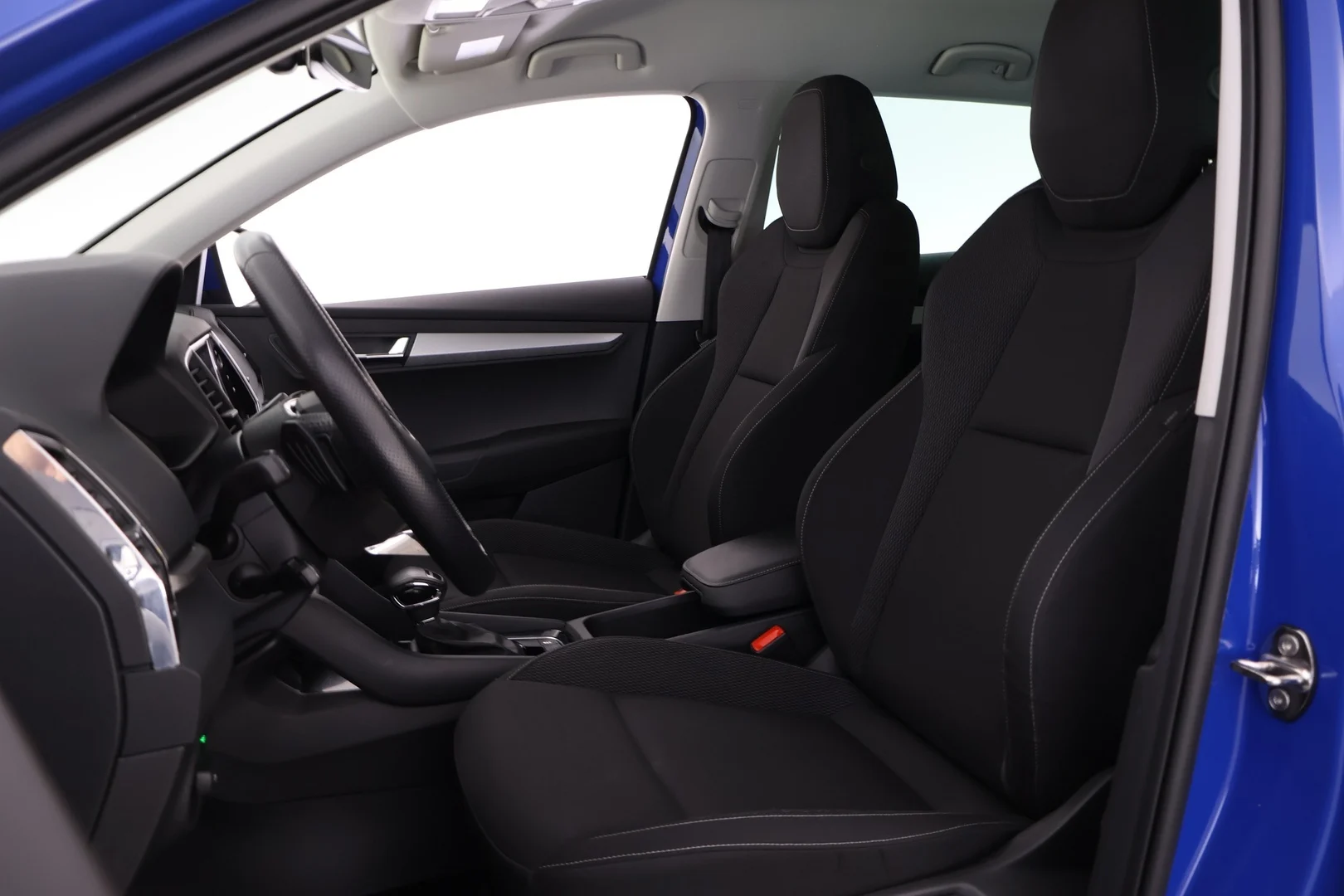 Car Image - 2gdE8d9zN4yehriGYdtD1Z