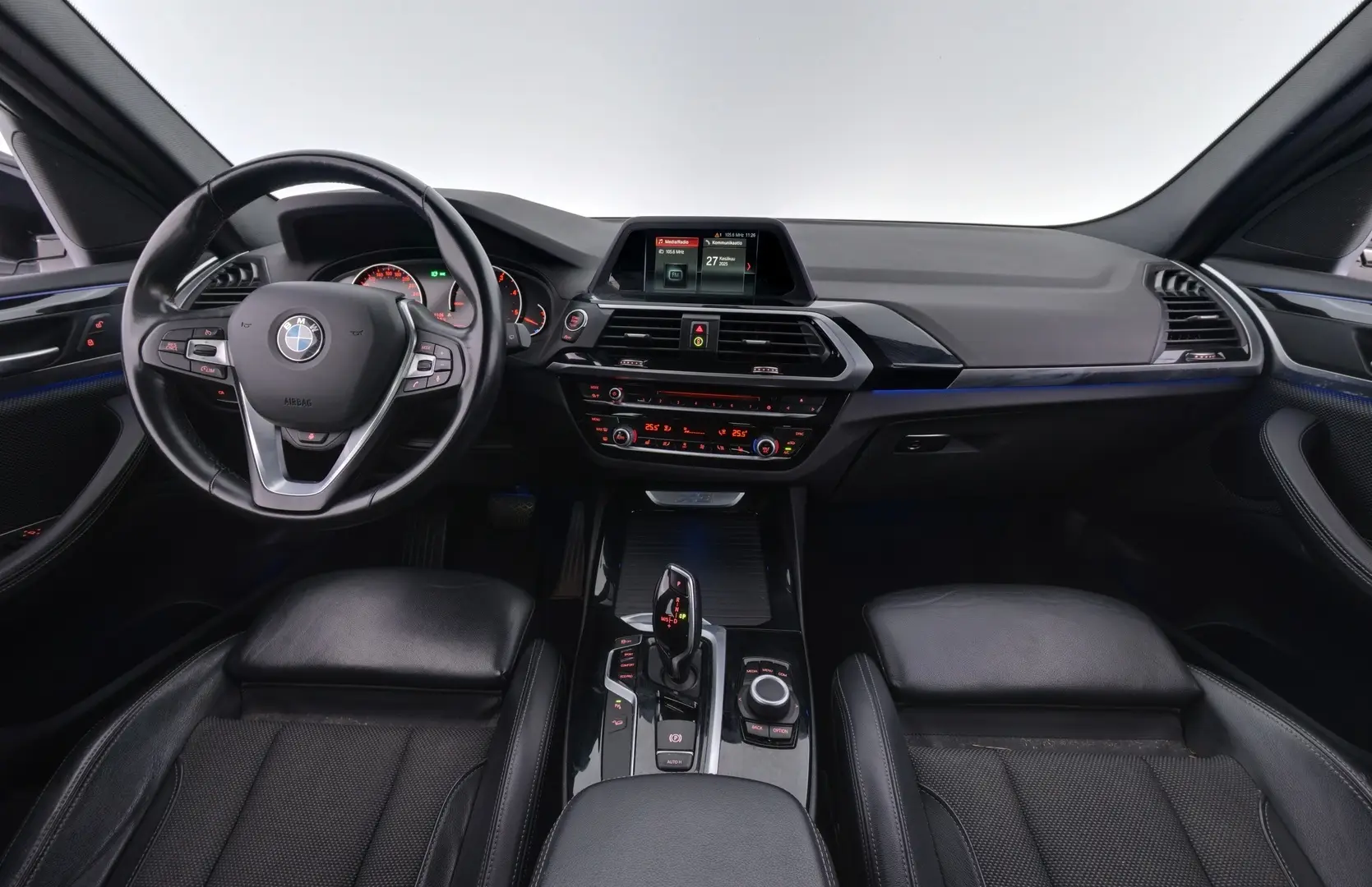 Car Image - 4j7Z54j4EcMk0l6JY7LTFq