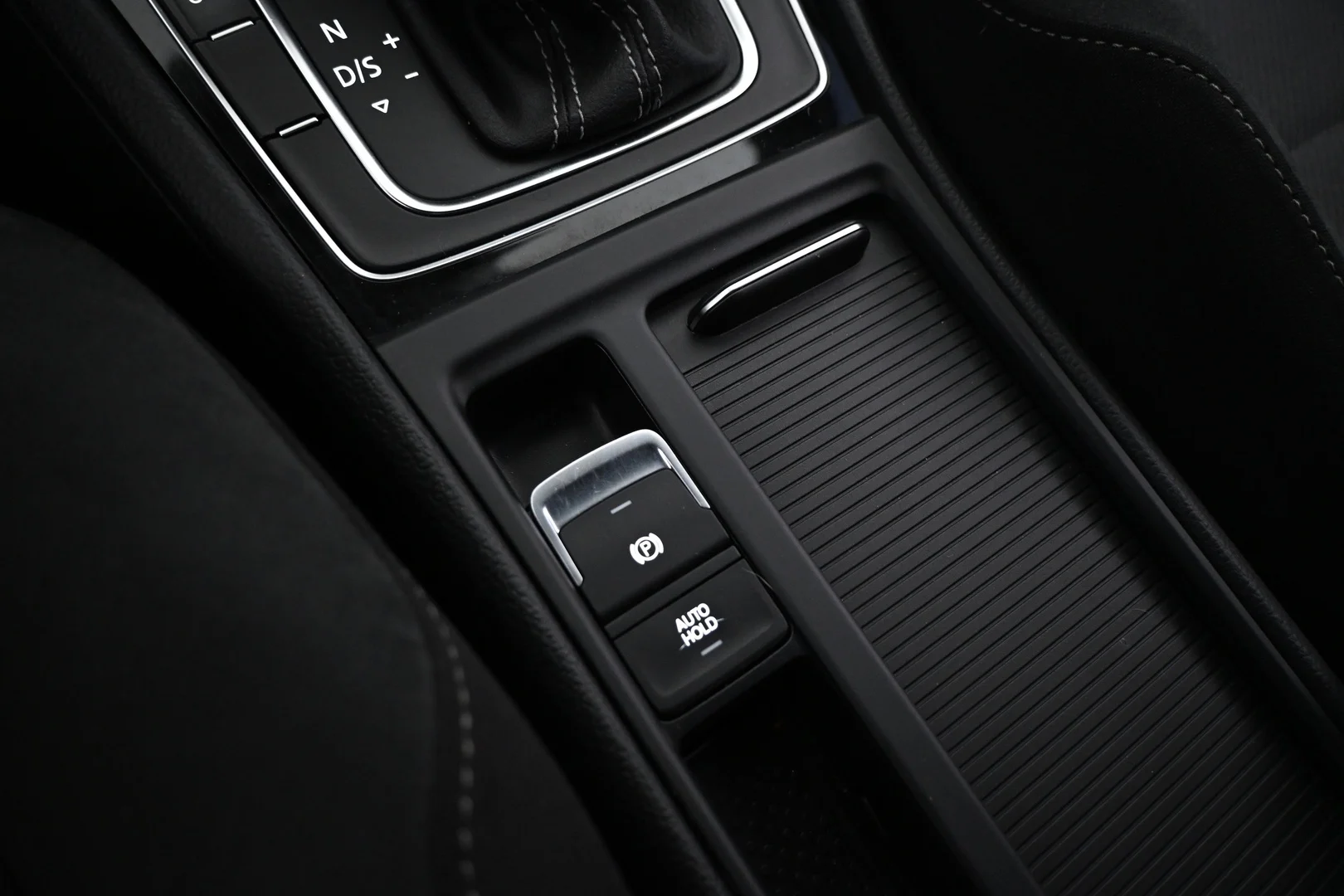 Car Image - PC1rrhGDRJF0bYNdlVeUk