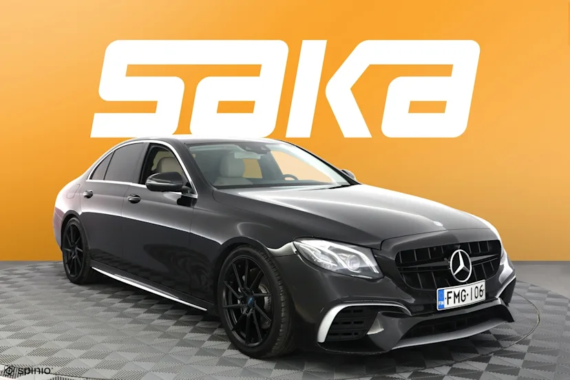 Mercedes-Benz E