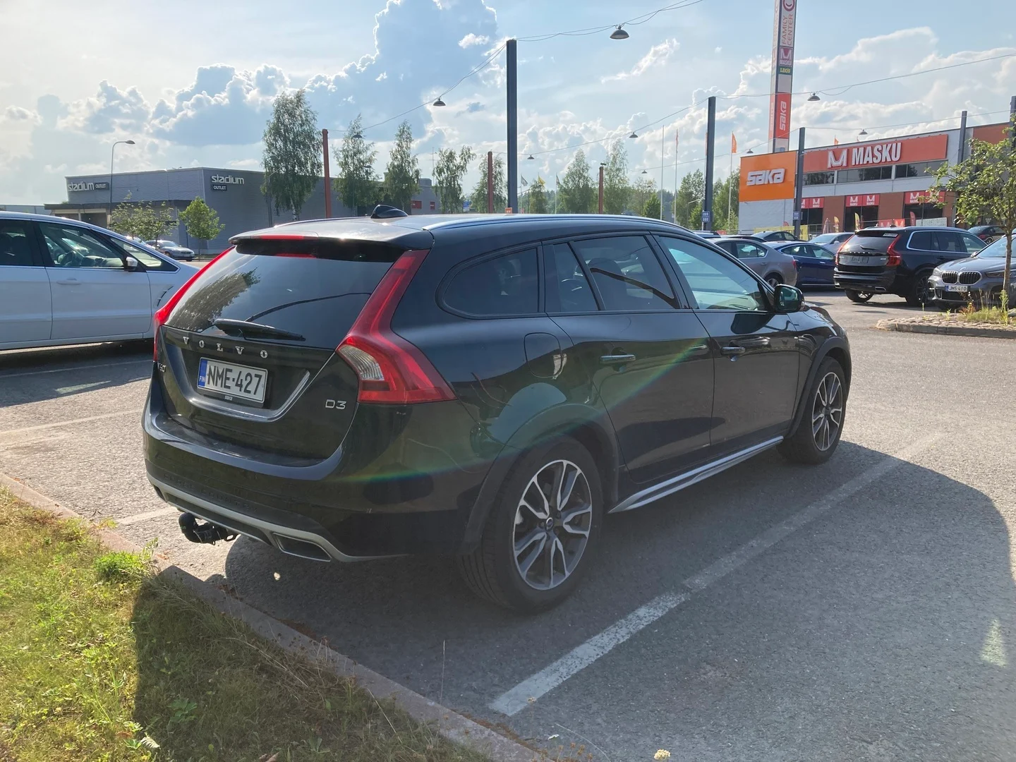 Car Image - 4G15UdpdfzxkbEYnxRSbSz